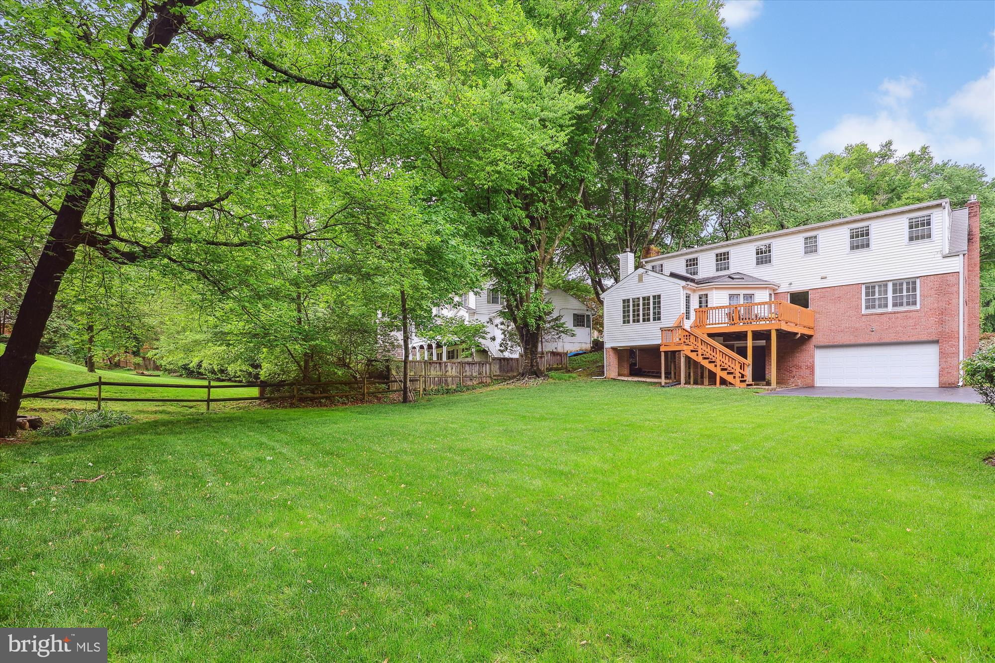 BRIAR RIDGE - Residential