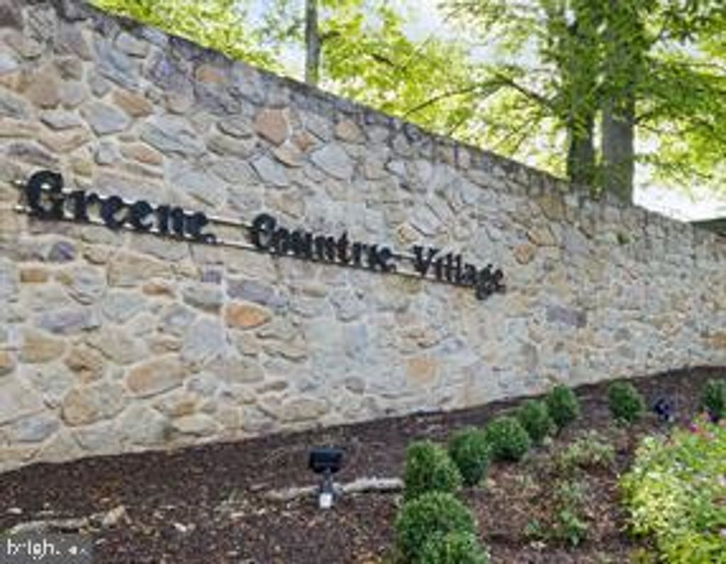 Photo of 147 W Kenilworth Circle, NEWTOWN SQUARE, PA 19073 (MLS # PADE2106766)