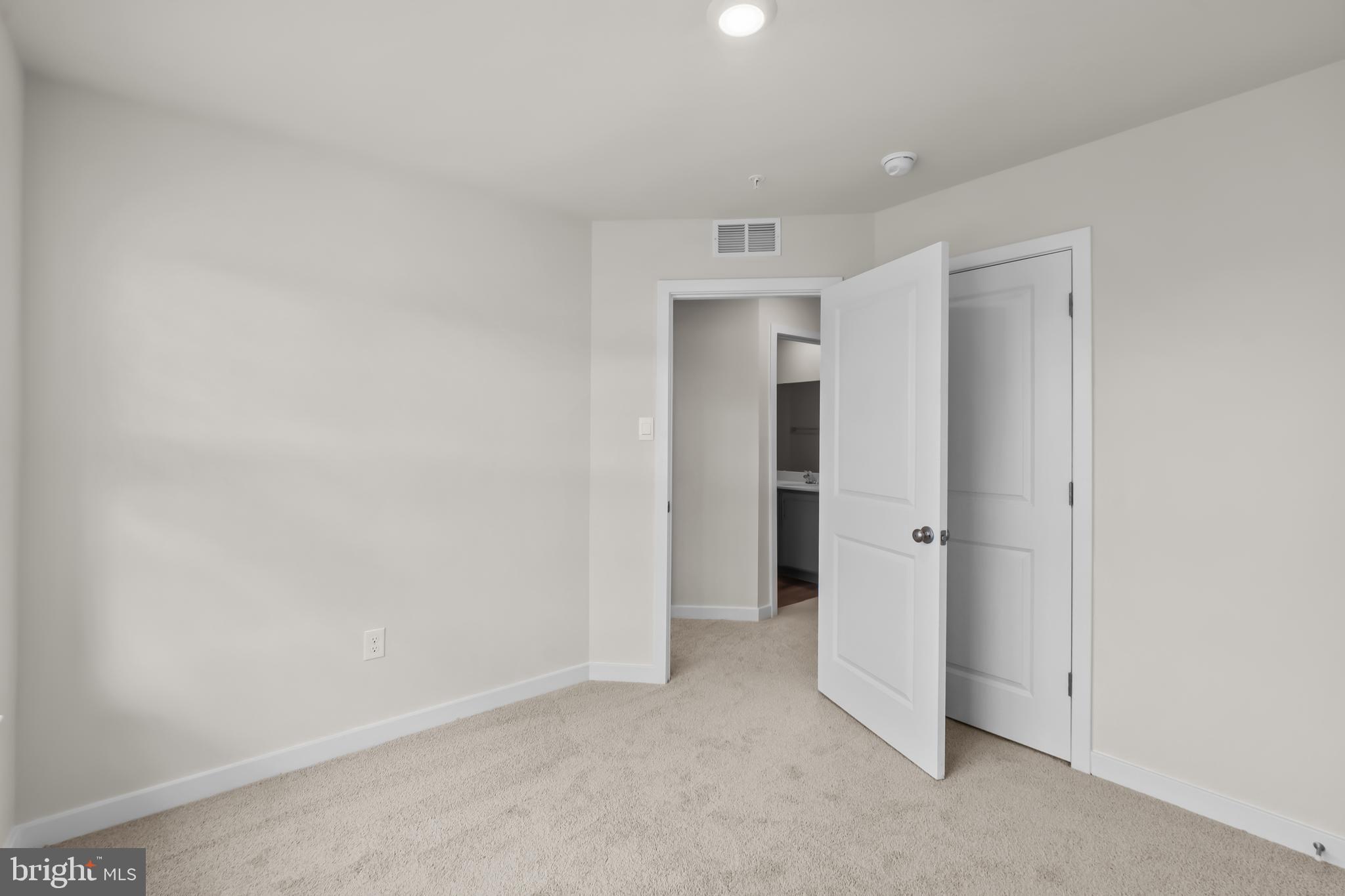 PINEGROVE - Residential