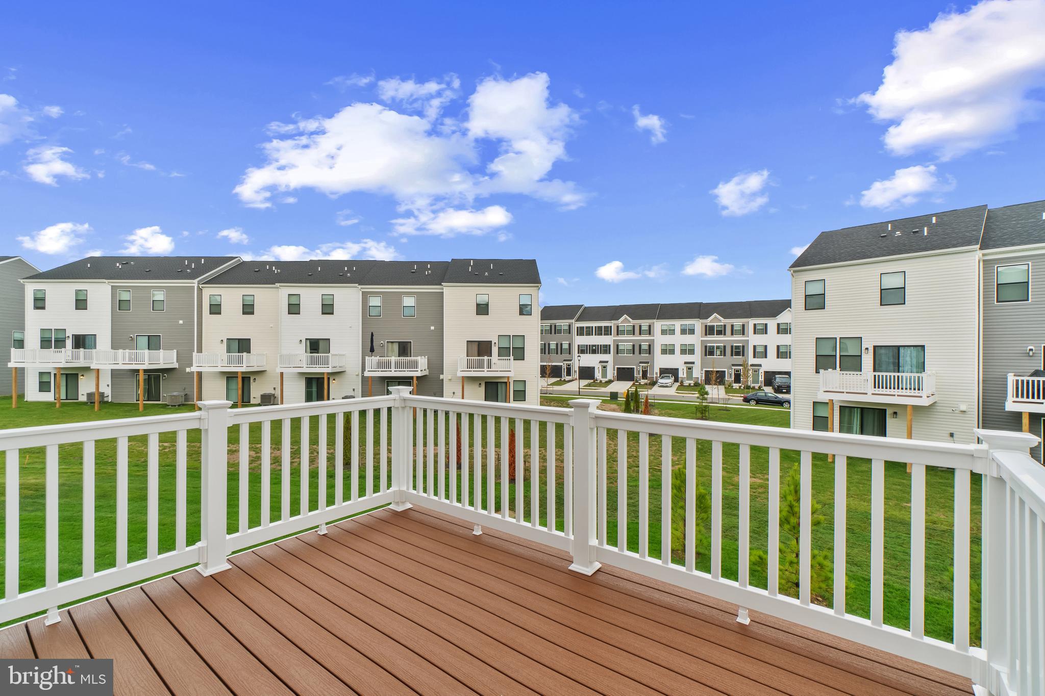 PINEGROVE - Residential