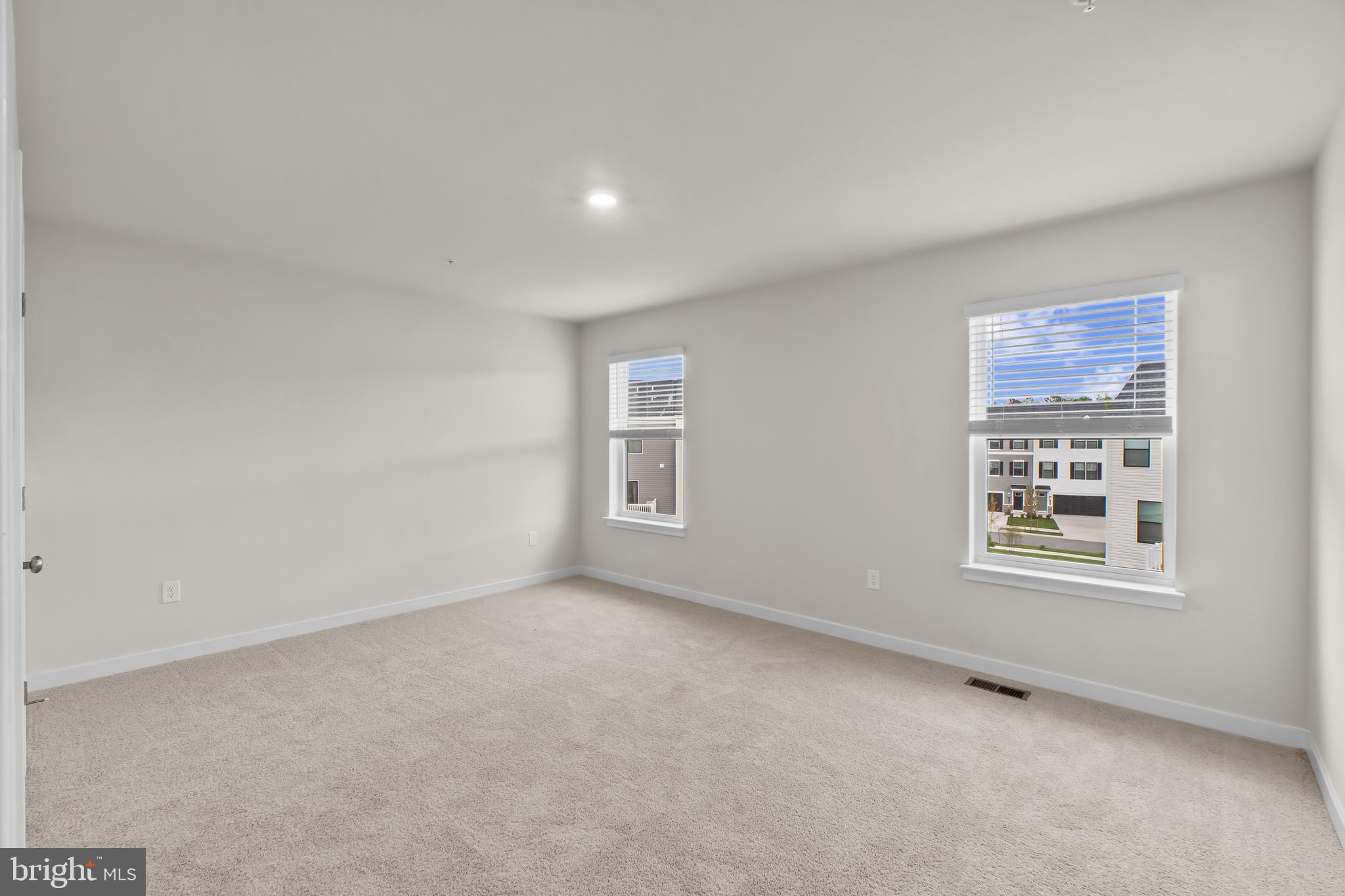 PINEGROVE - Residential