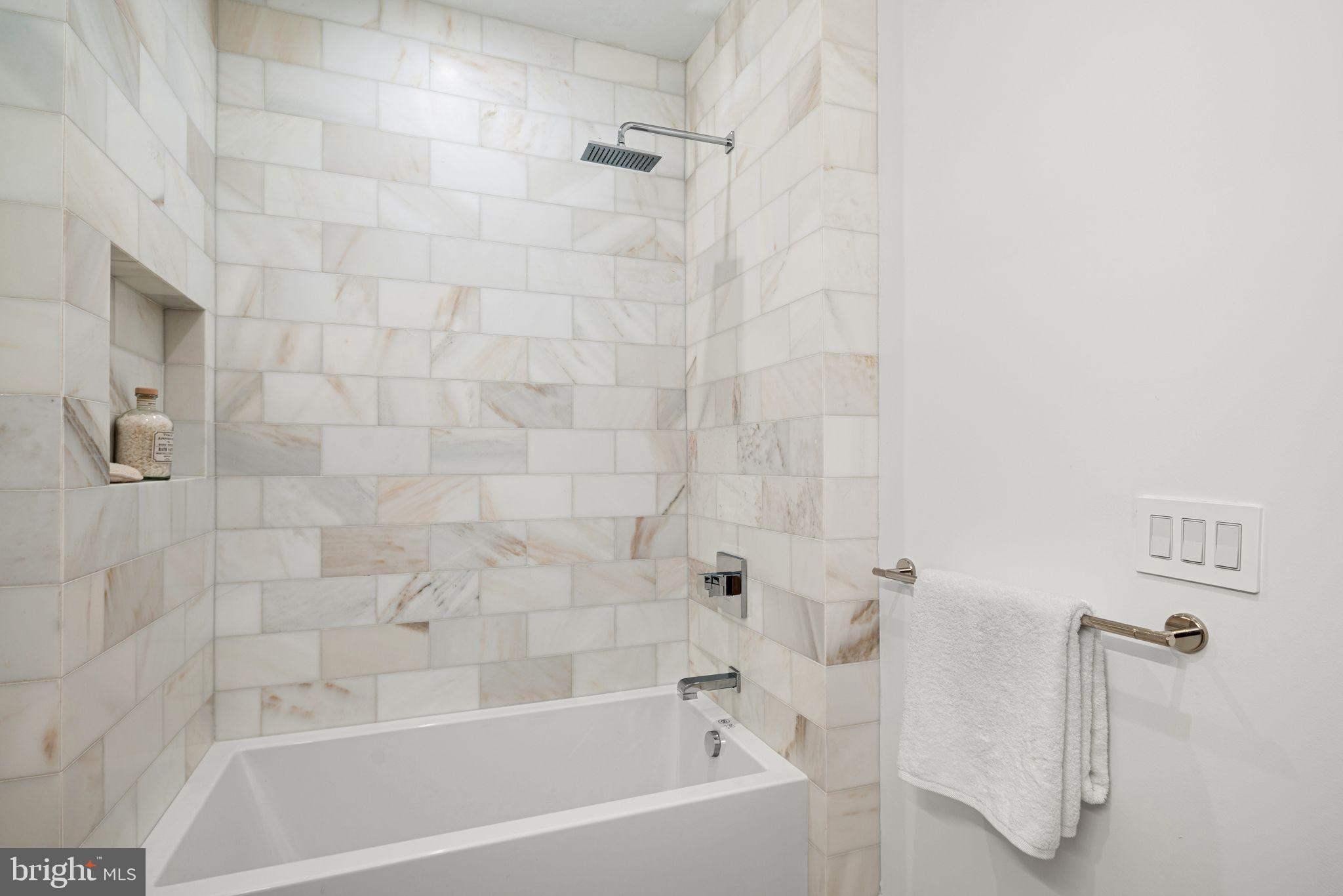 WASHINGTON SQ WEST - Residential