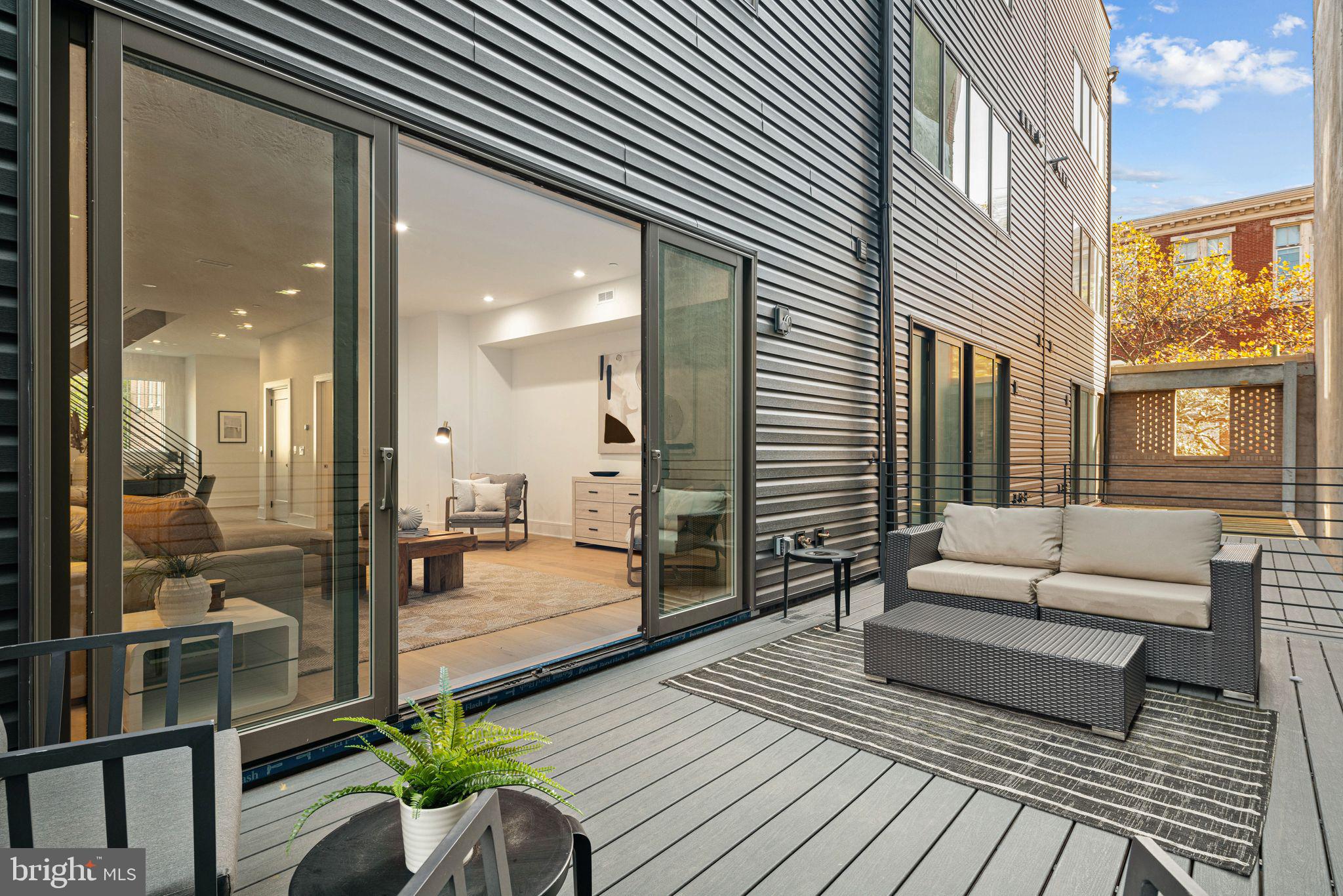 WASHINGTON SQ WEST - Residential