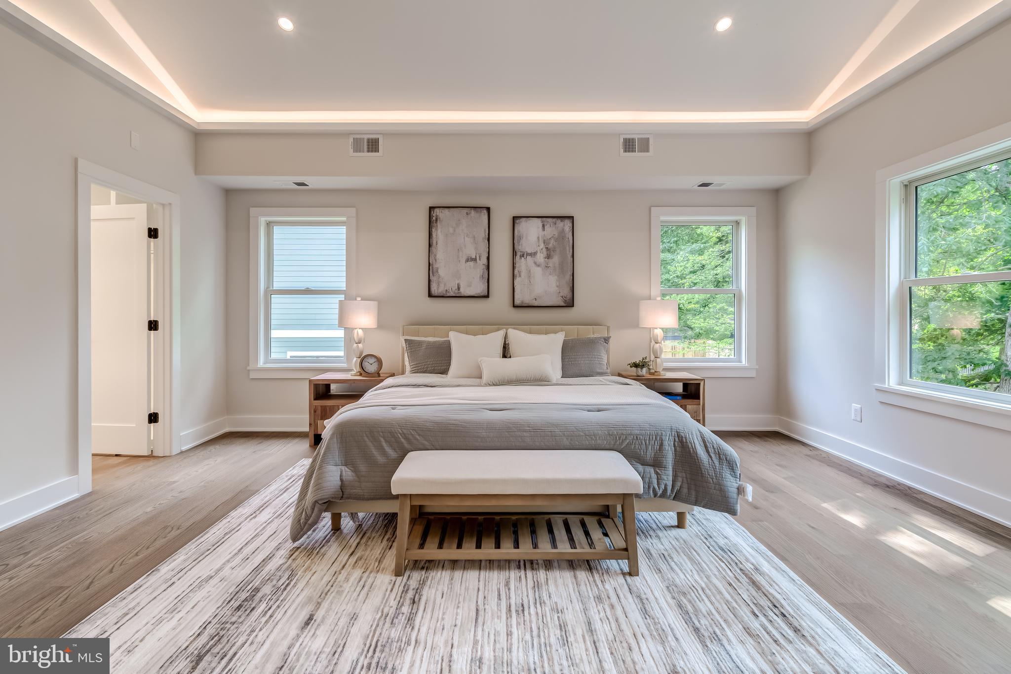 VIENNA WOODS - Residential