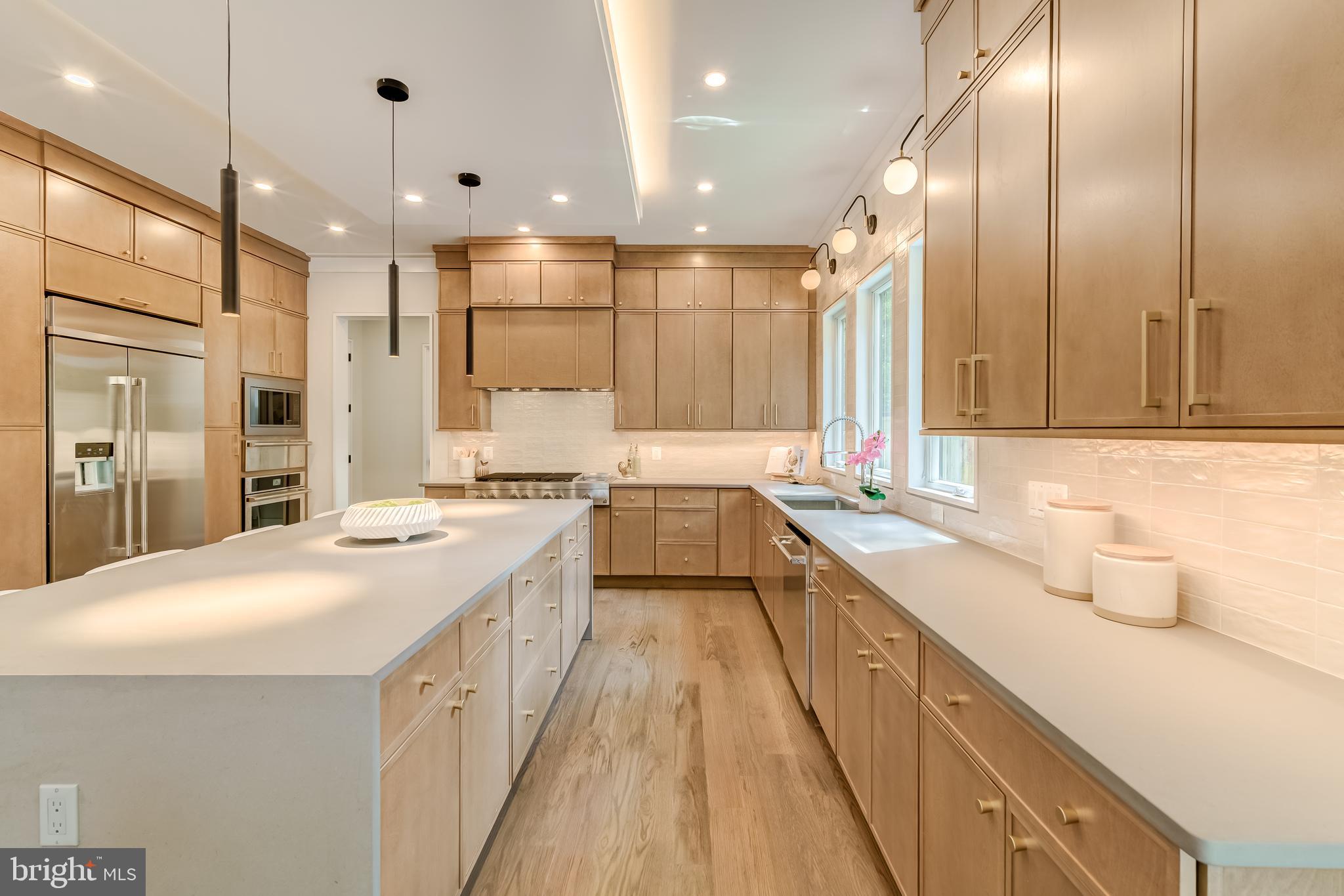 VIENNA WOODS - Residential