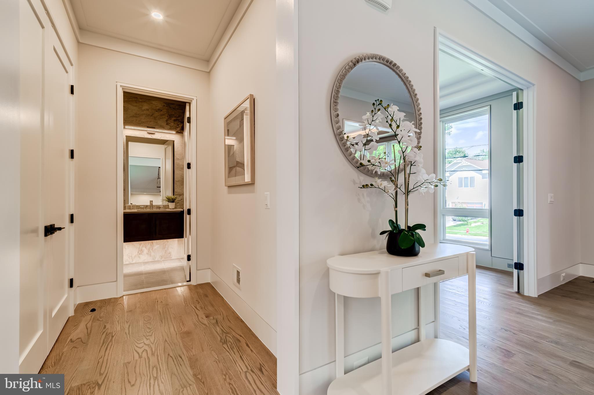 VIENNA WOODS - Residential