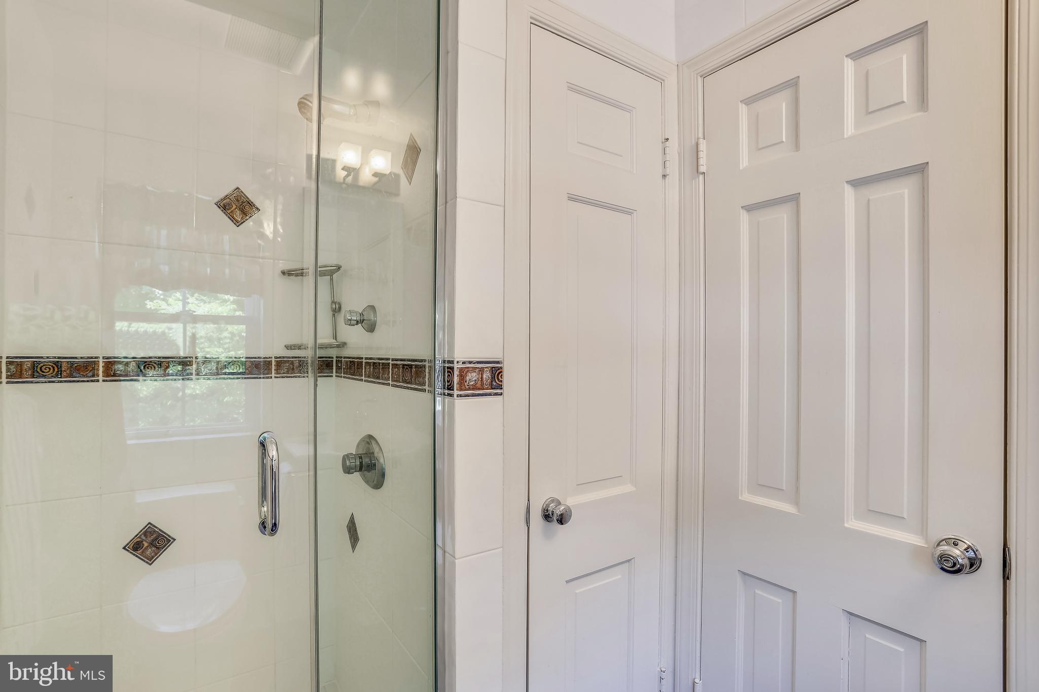 POTOMAC OUTSIDE - Residential