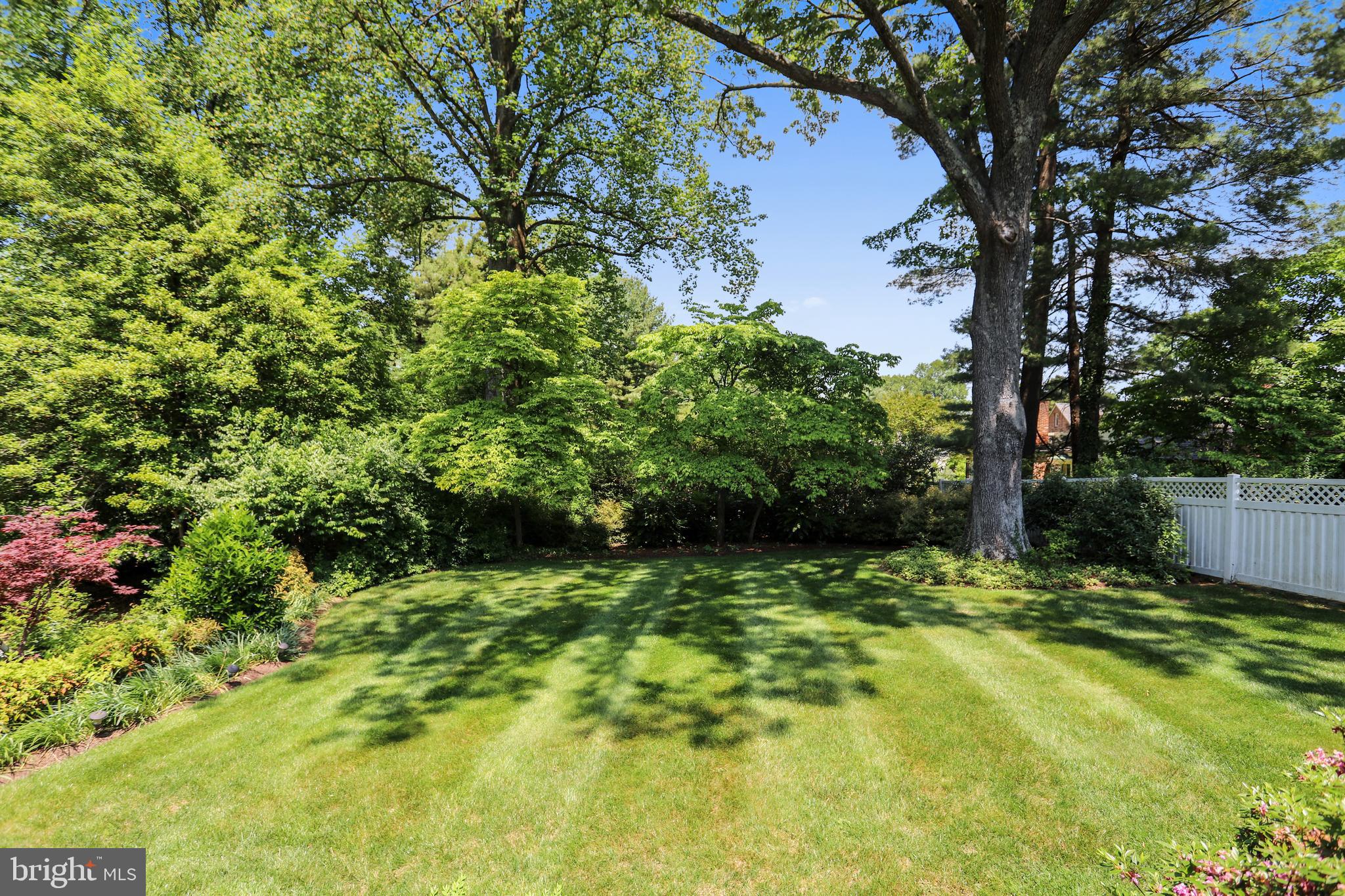 POTOMAC OUTSIDE - Residential