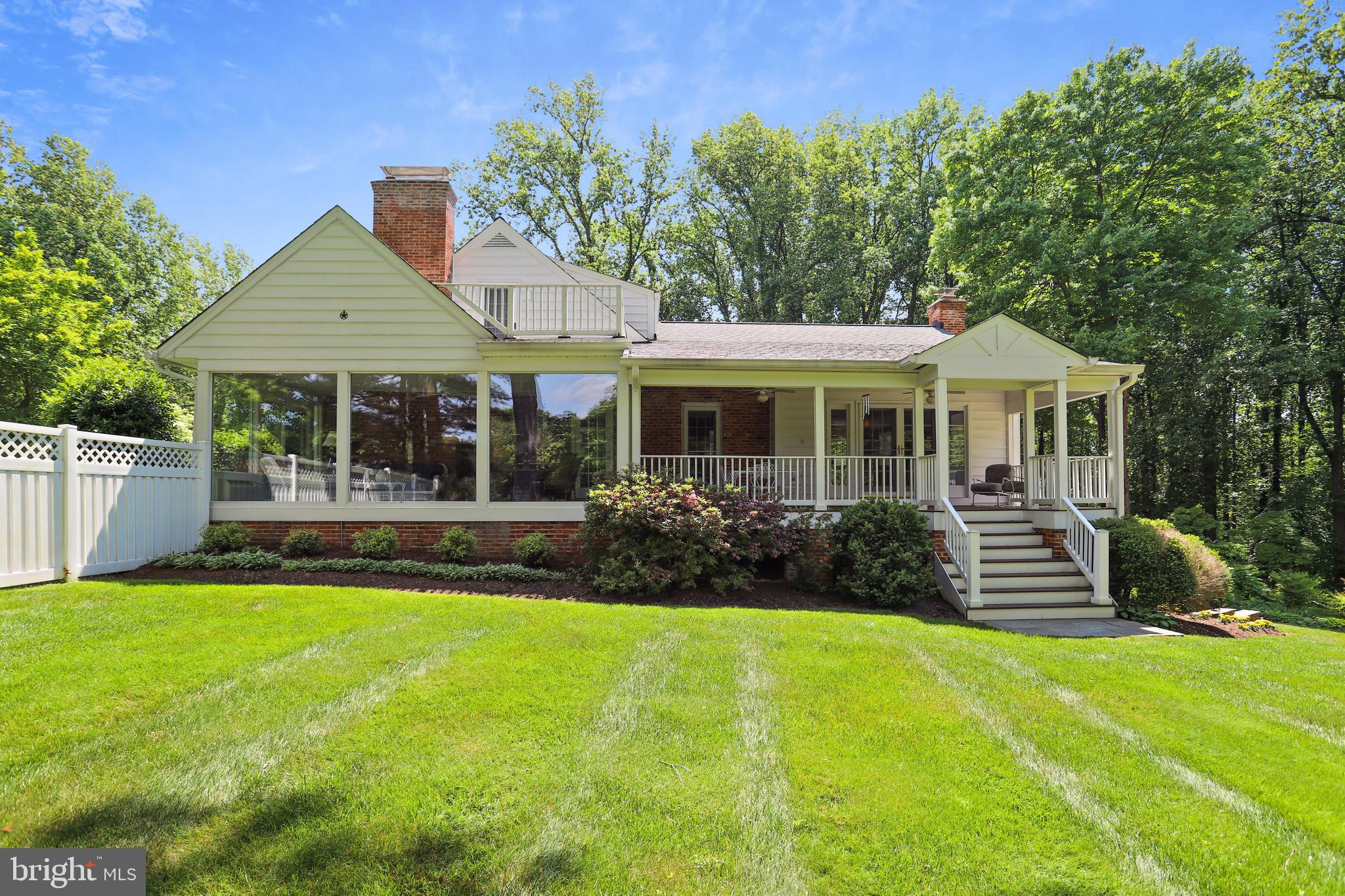 POTOMAC OUTSIDE - Residential