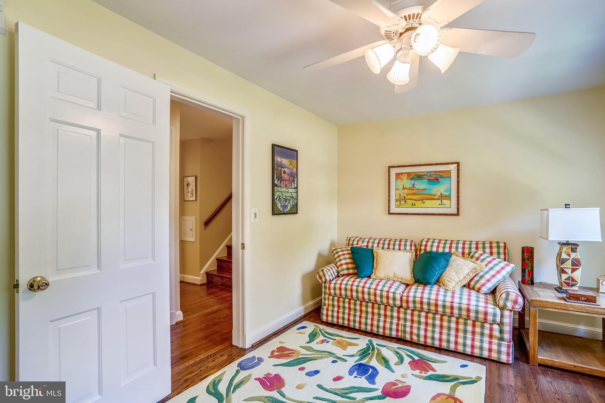 POTOMAC OUTSIDE - Residential