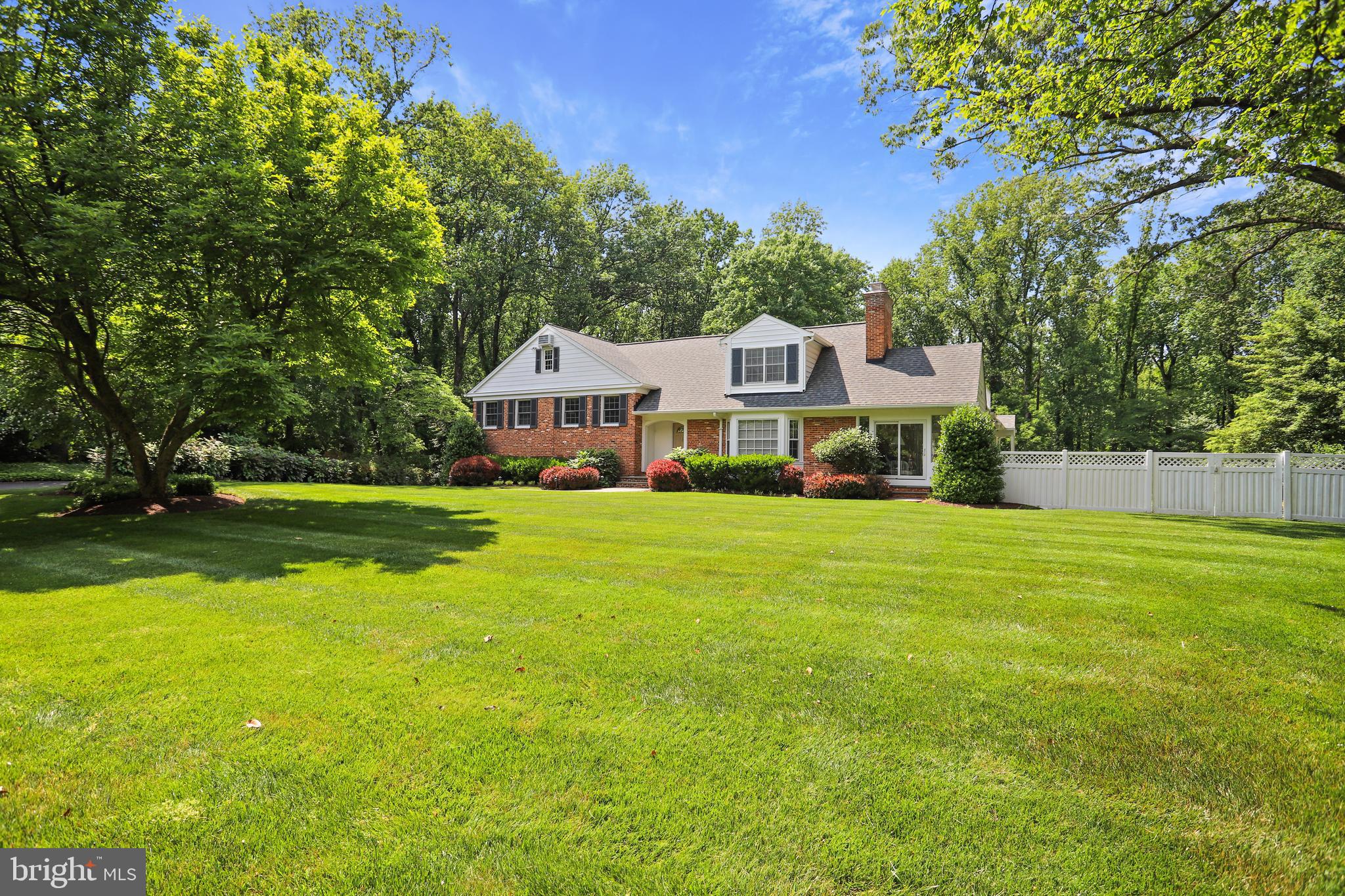 POTOMAC OUTSIDE - Residential