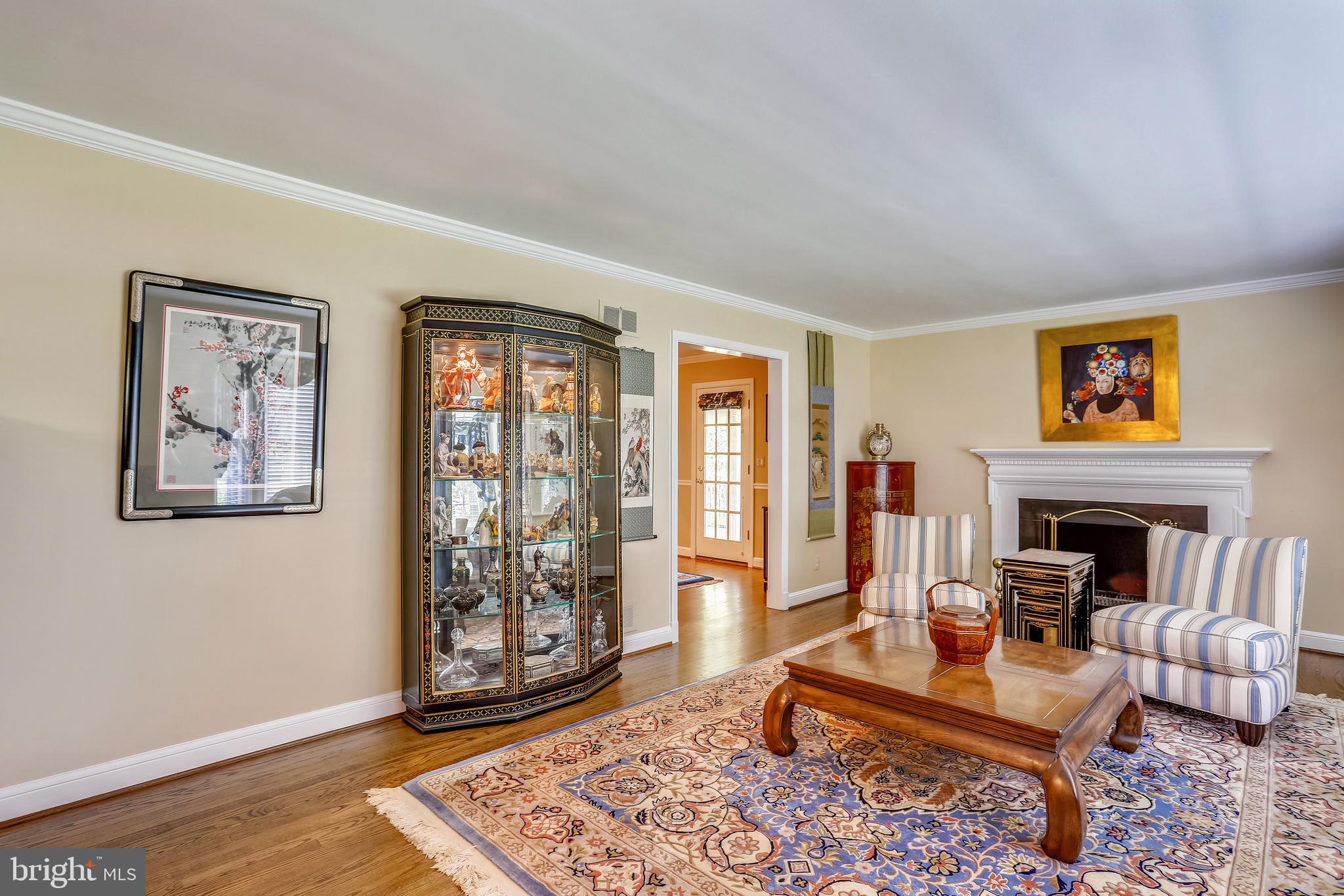 POTOMAC OUTSIDE - Residential