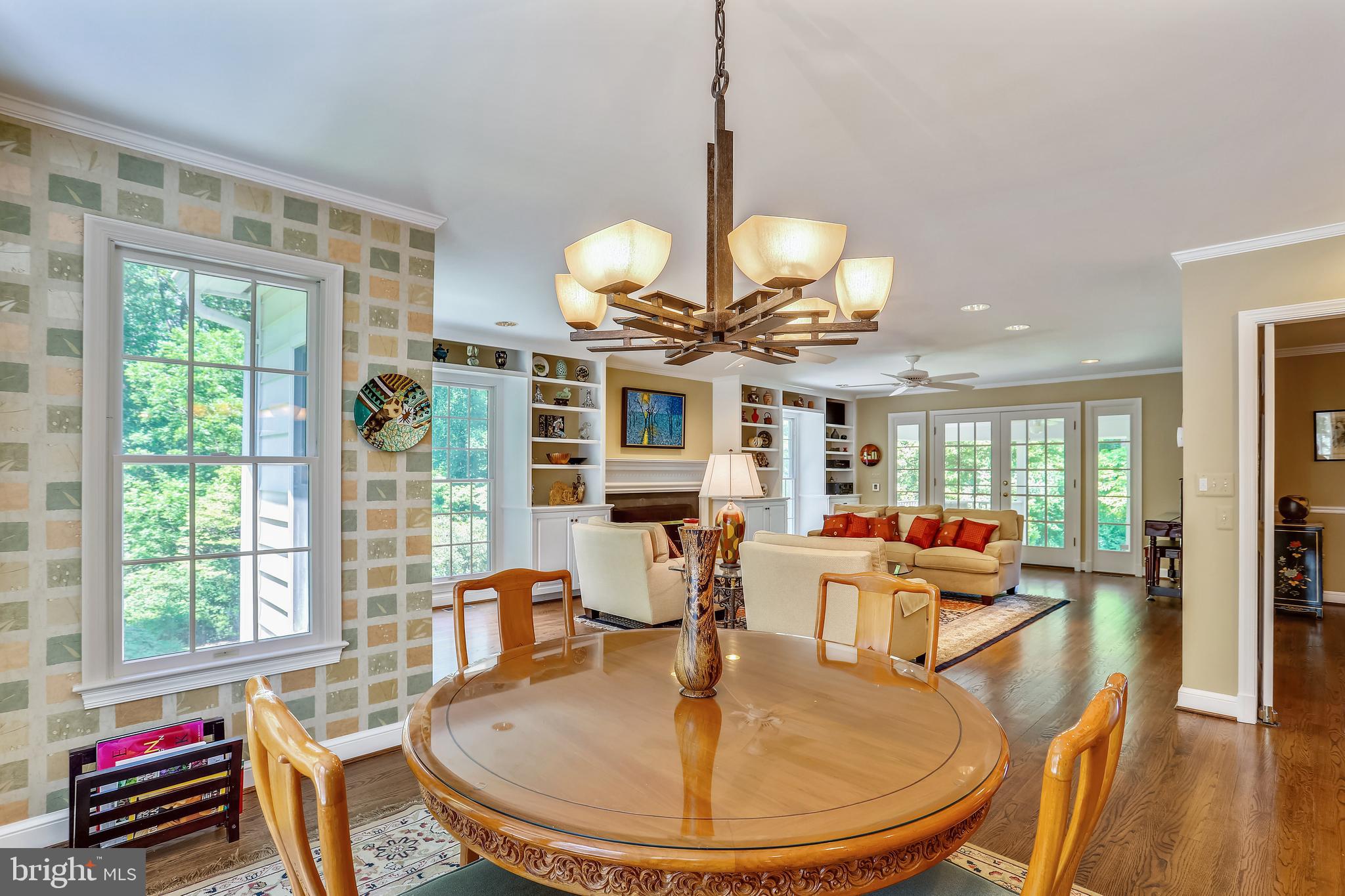 POTOMAC OUTSIDE - Residential