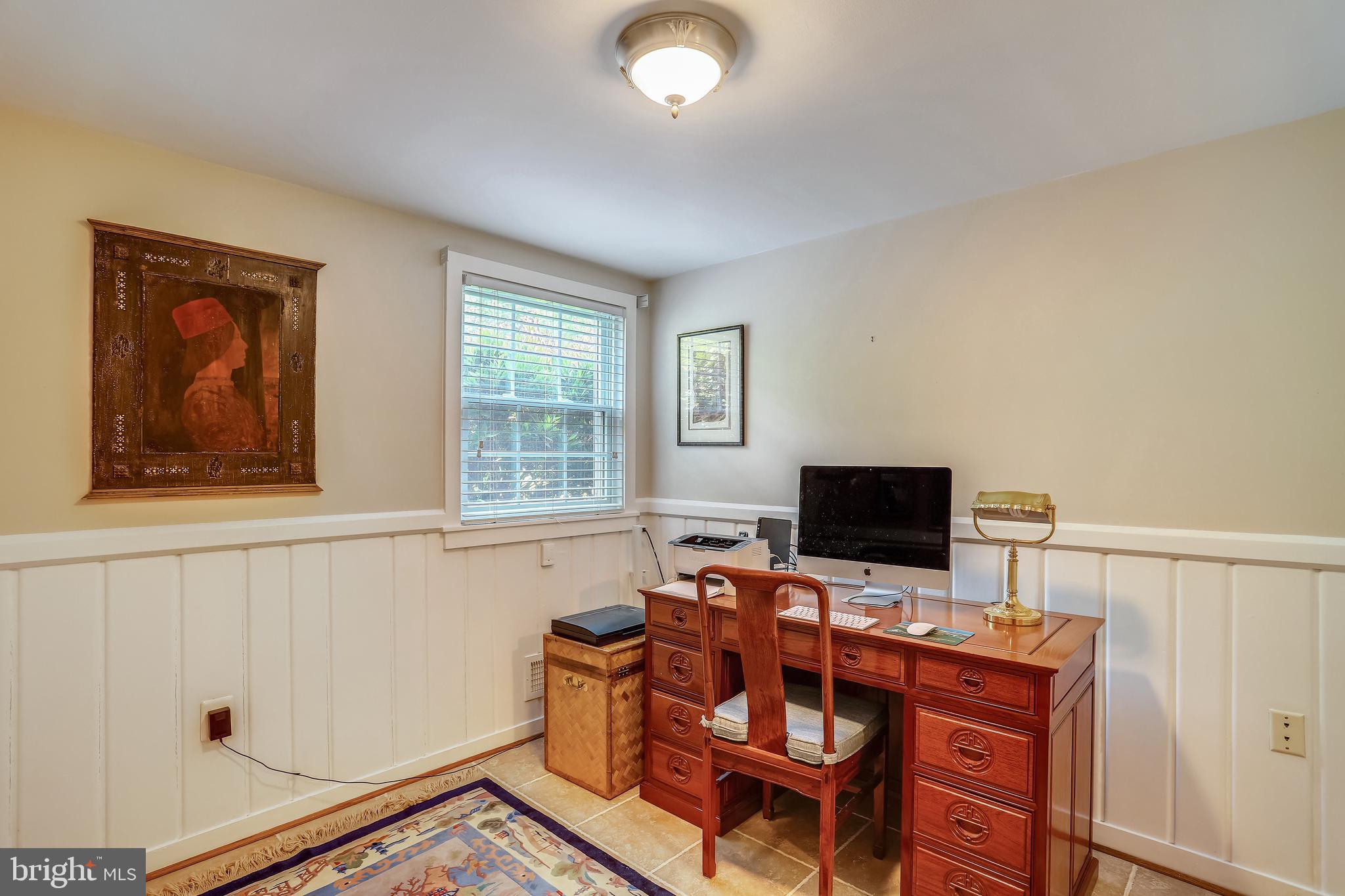 POTOMAC OUTSIDE - Residential