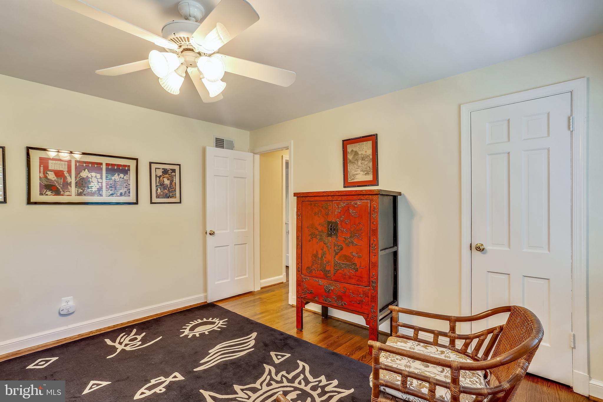 POTOMAC OUTSIDE - Residential