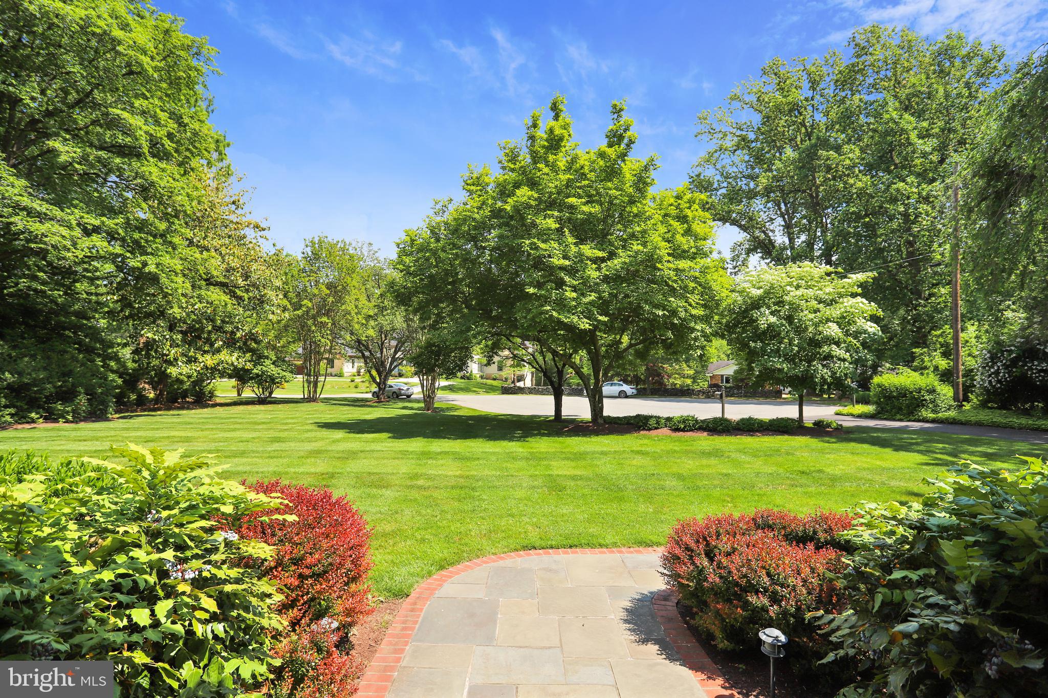 POTOMAC OUTSIDE - Residential