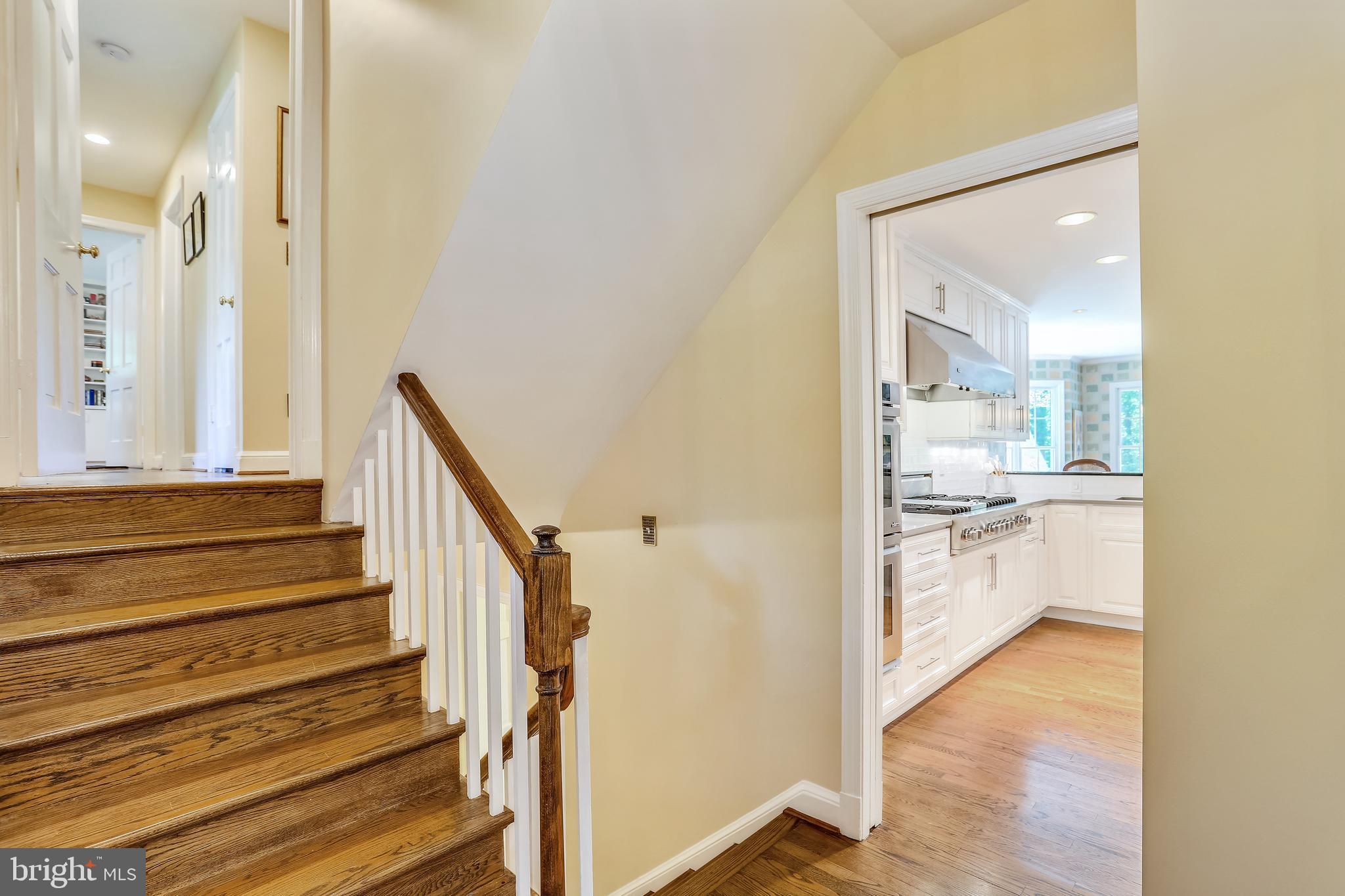 POTOMAC OUTSIDE - Residential