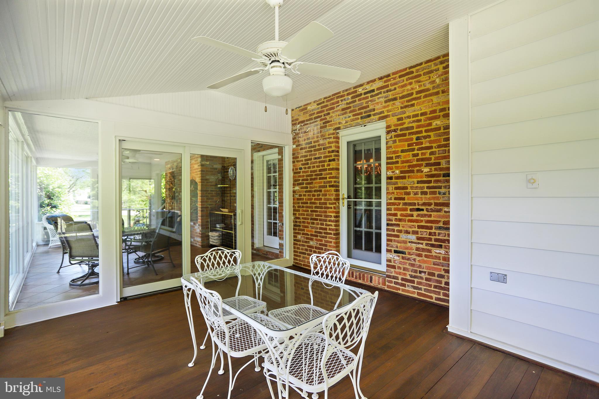 POTOMAC OUTSIDE - Residential