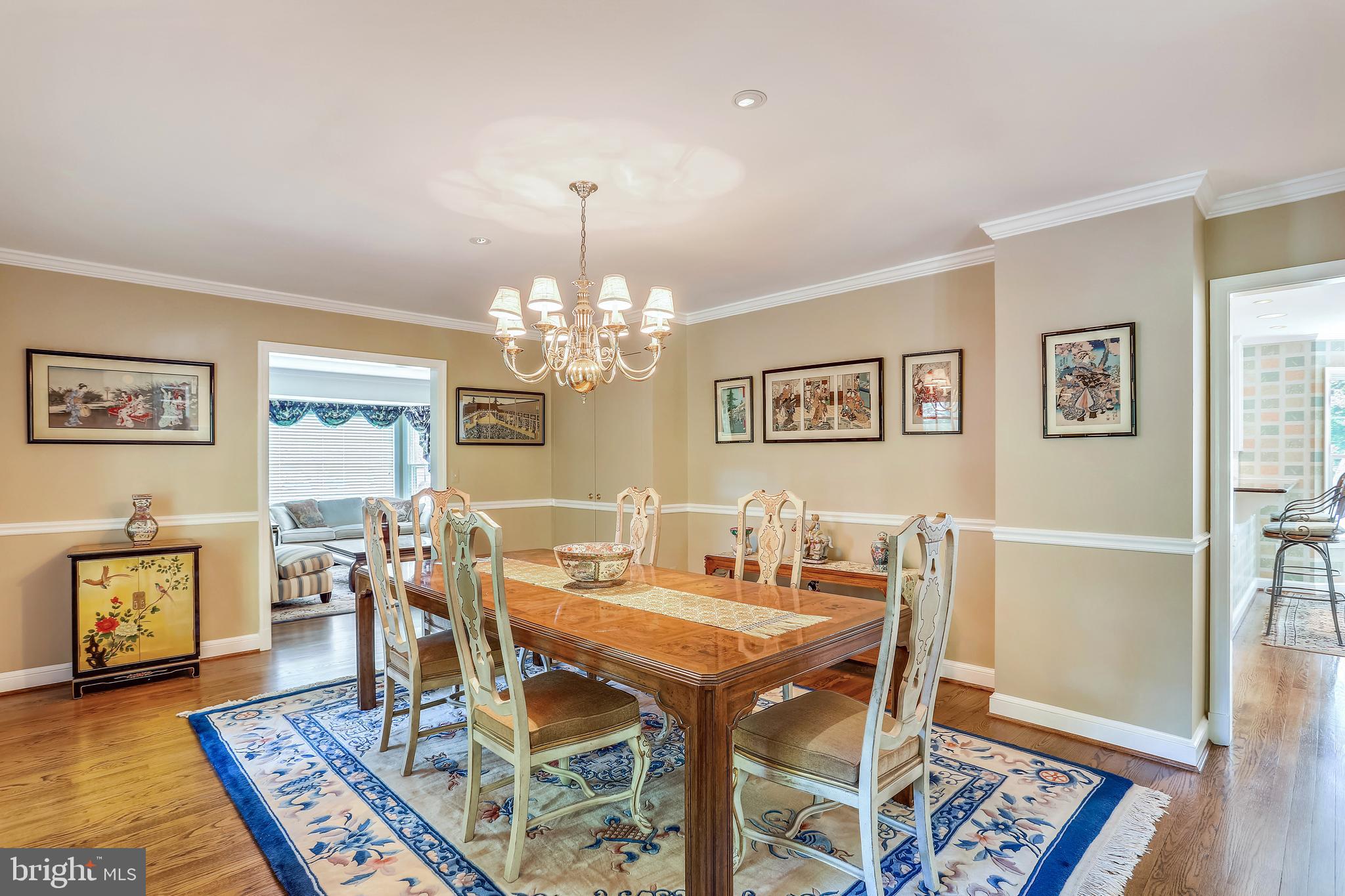 POTOMAC OUTSIDE - Residential