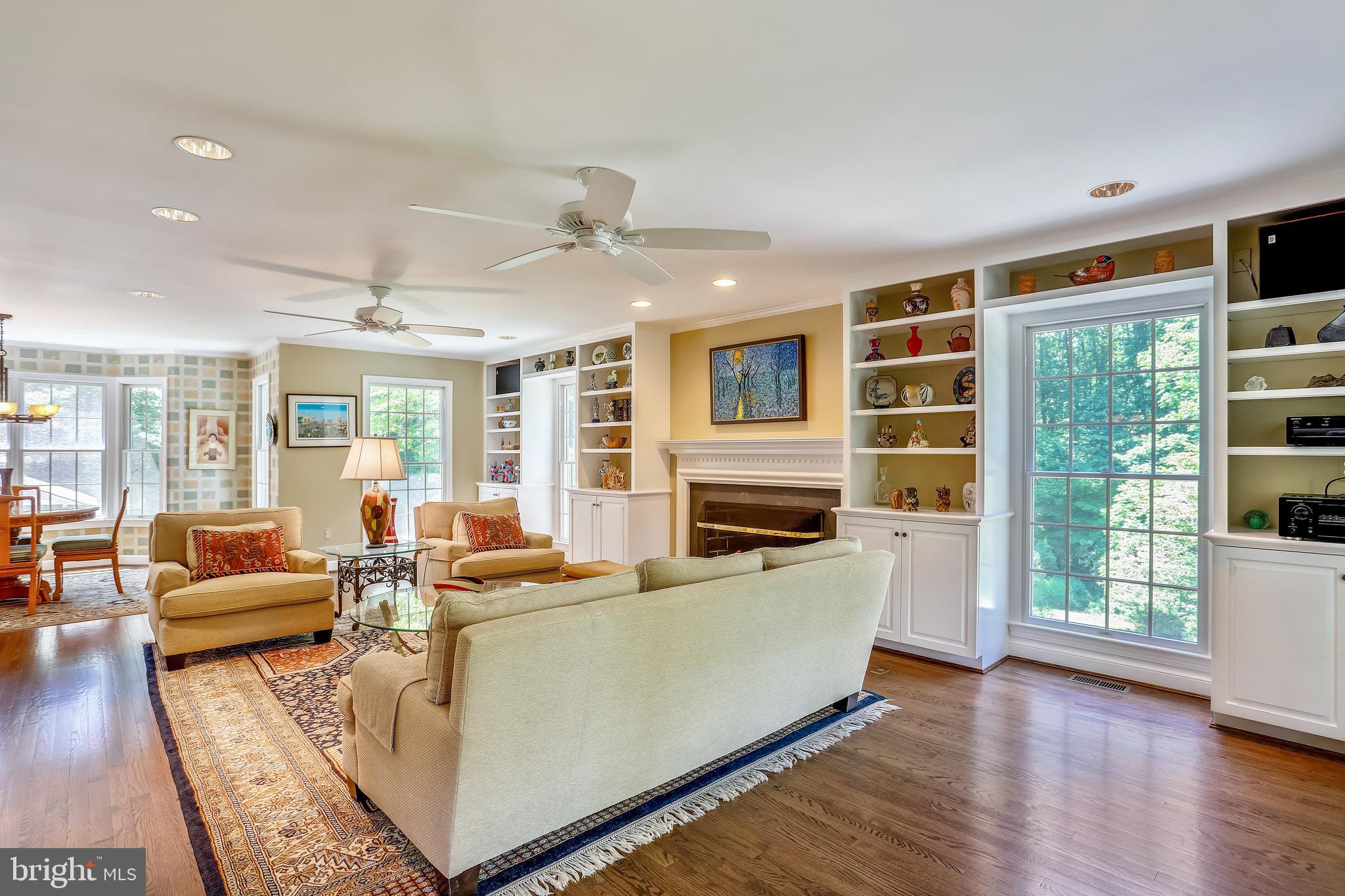 POTOMAC OUTSIDE - Residential