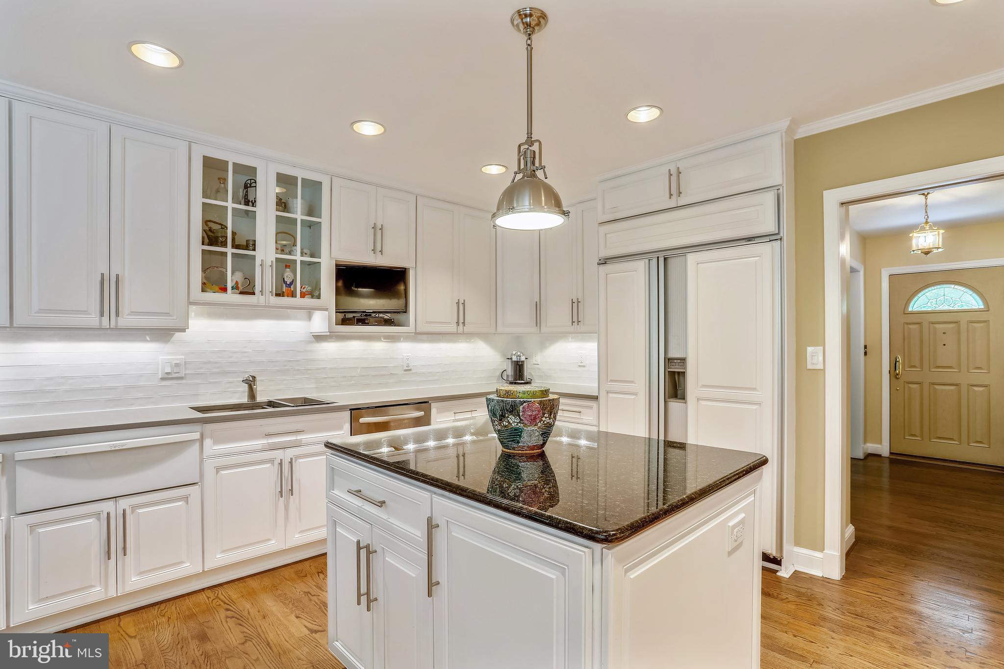 POTOMAC OUTSIDE - Residential