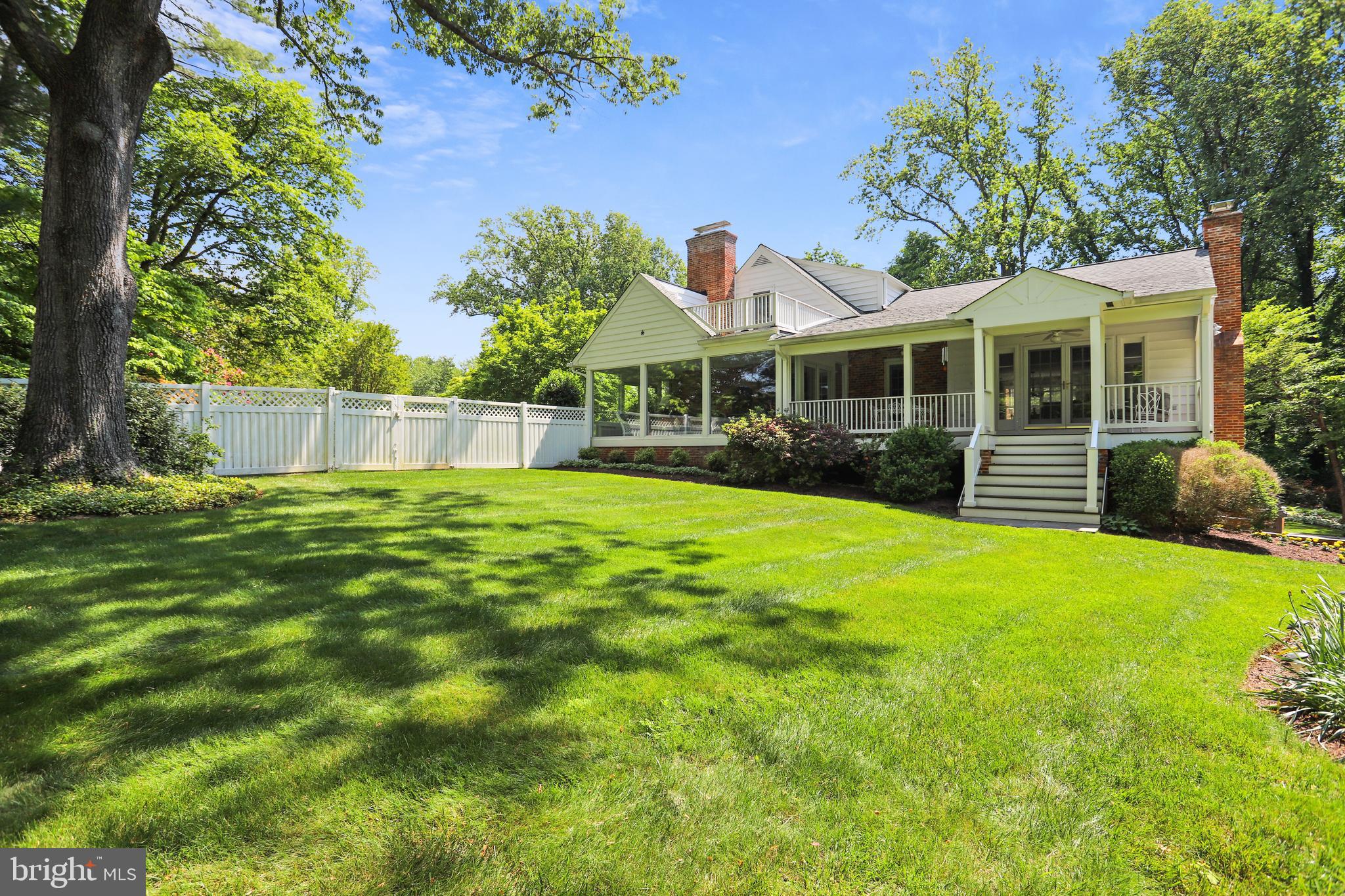 POTOMAC OUTSIDE - Residential