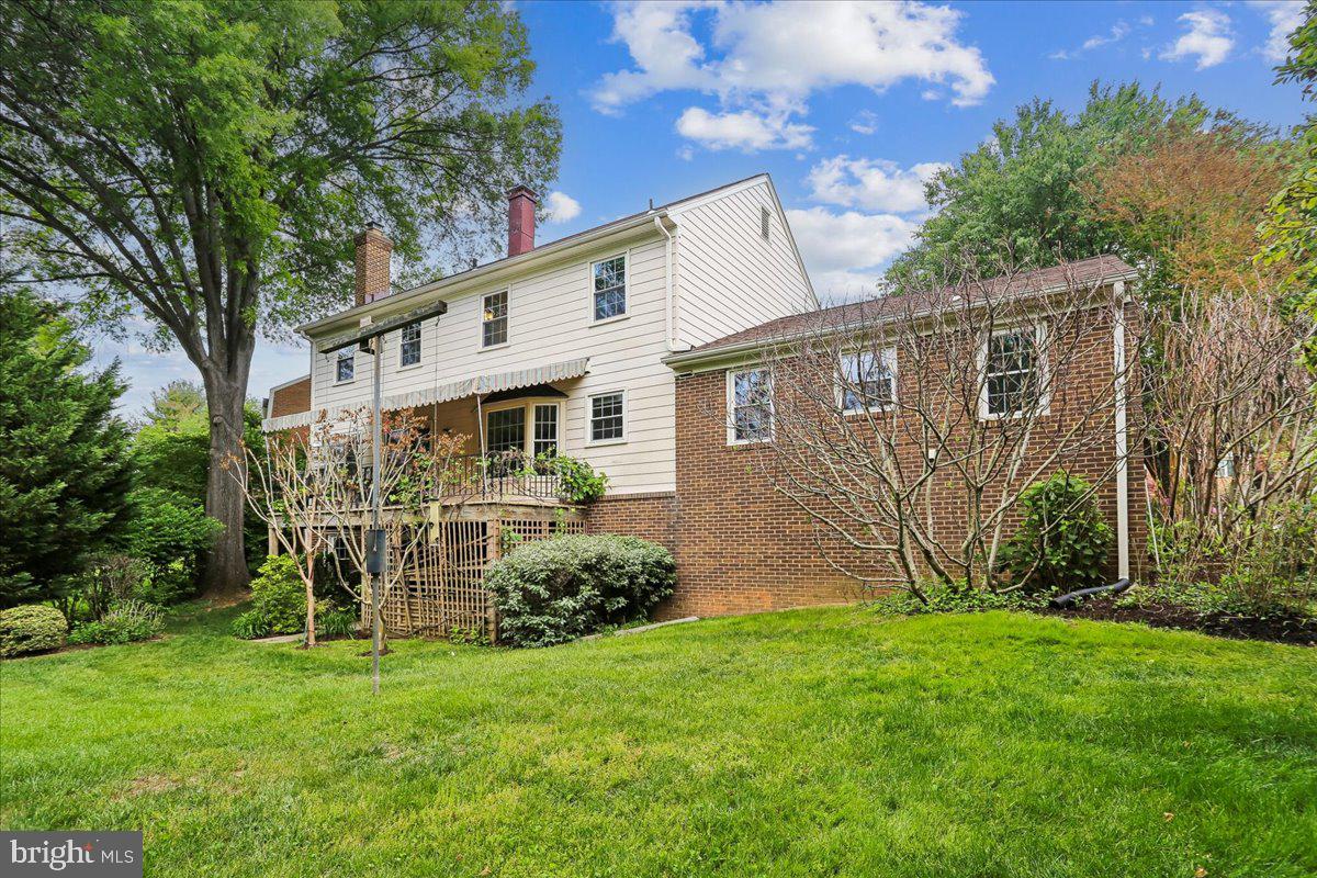 EAST GATE OF POTOMAC - Residential