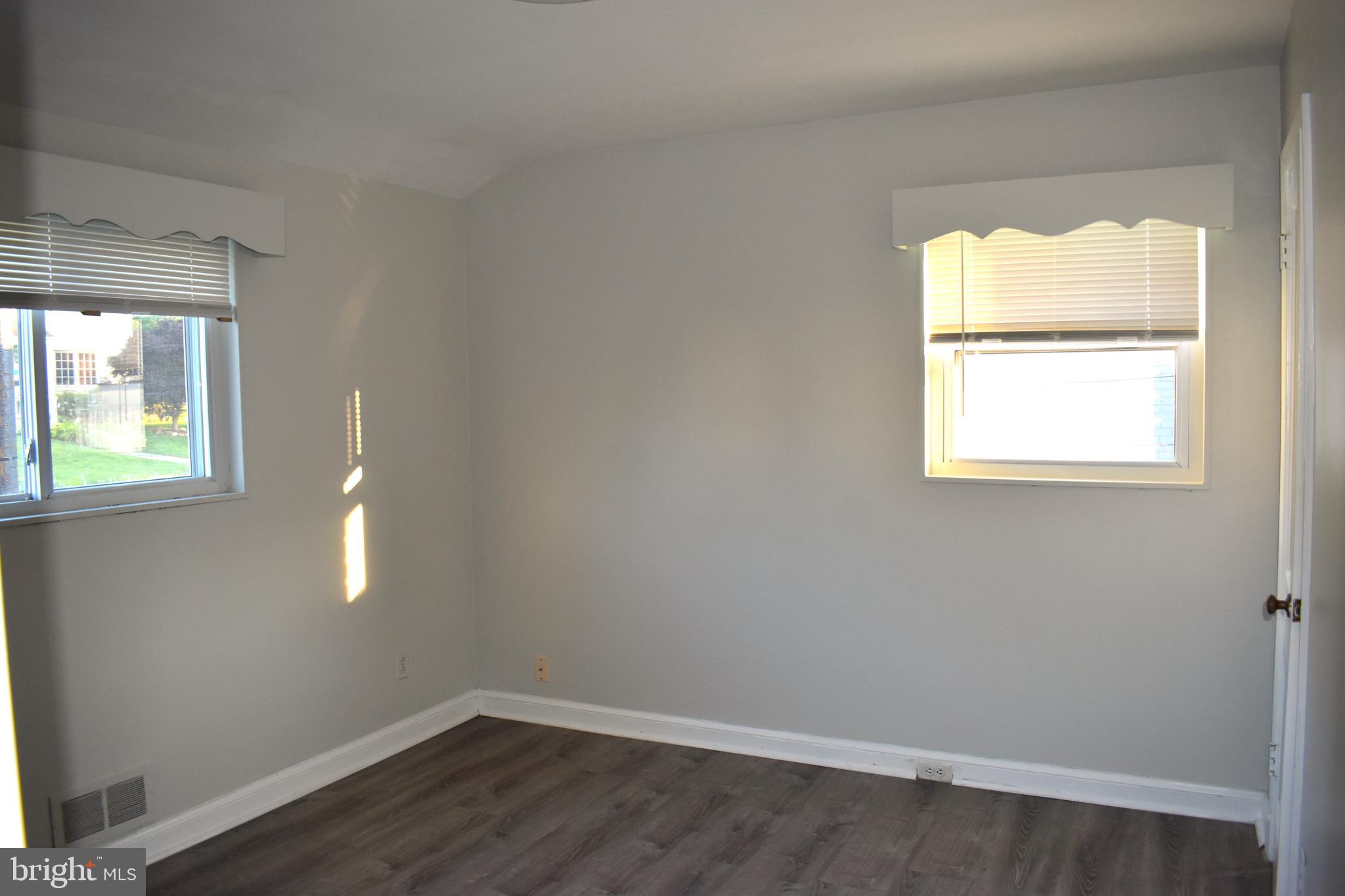 WHEATON FOREST - Residential