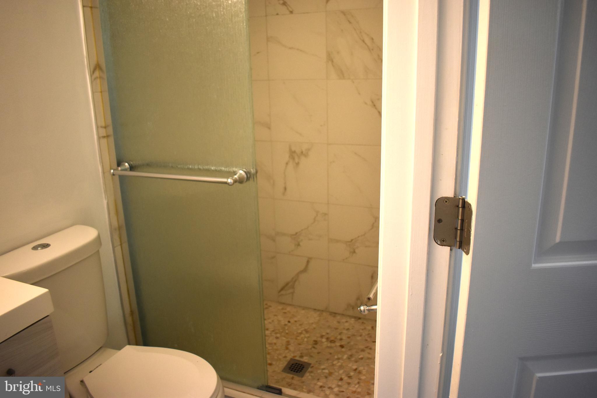 WHEATON FOREST - Residential