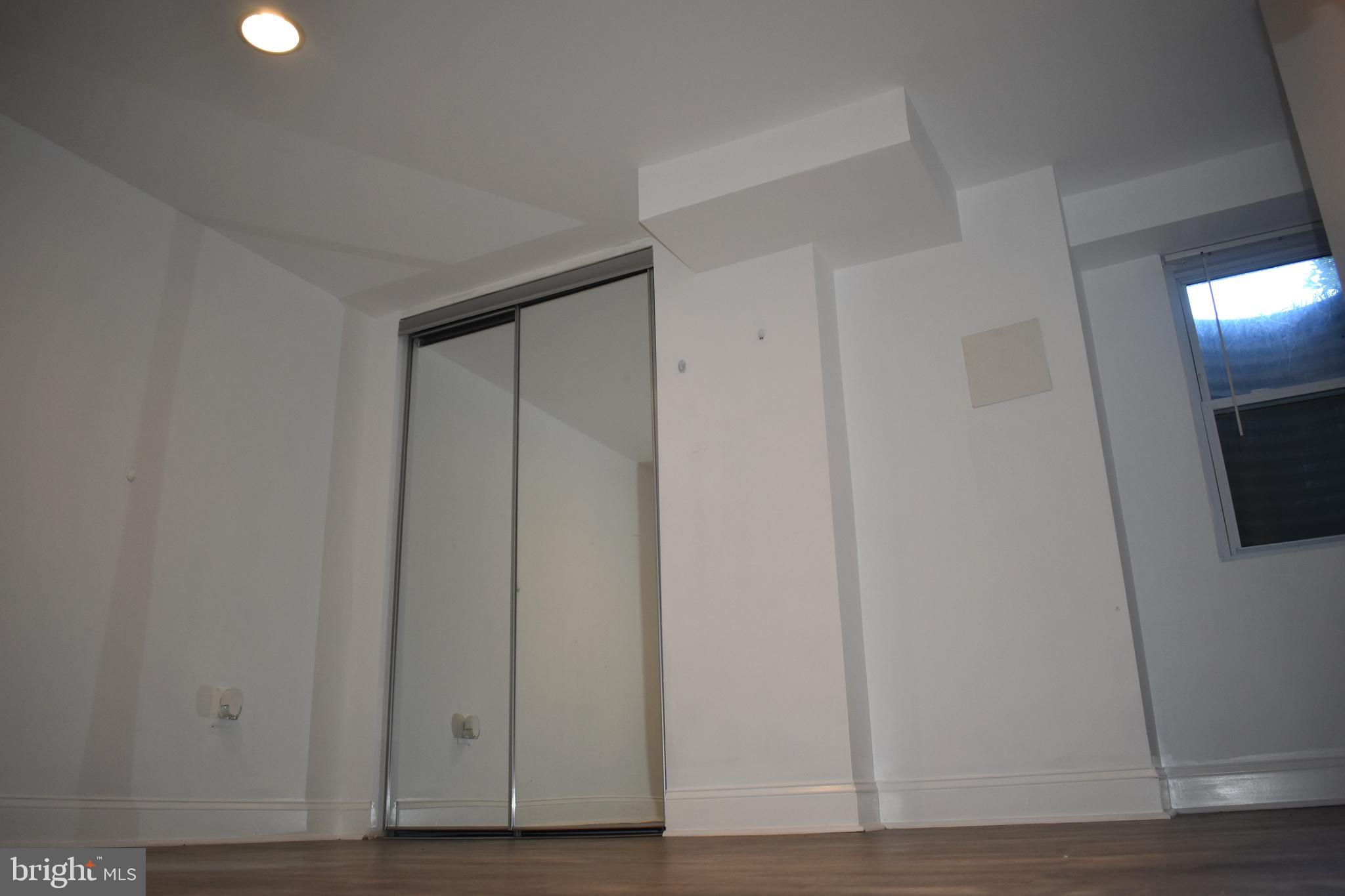 WHEATON FOREST - Residential