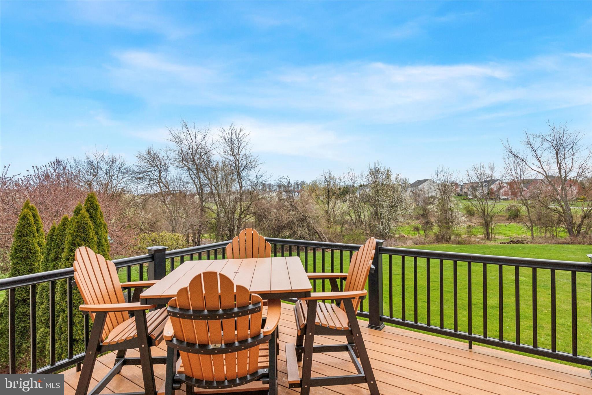 VALLEY GREEN - Residential