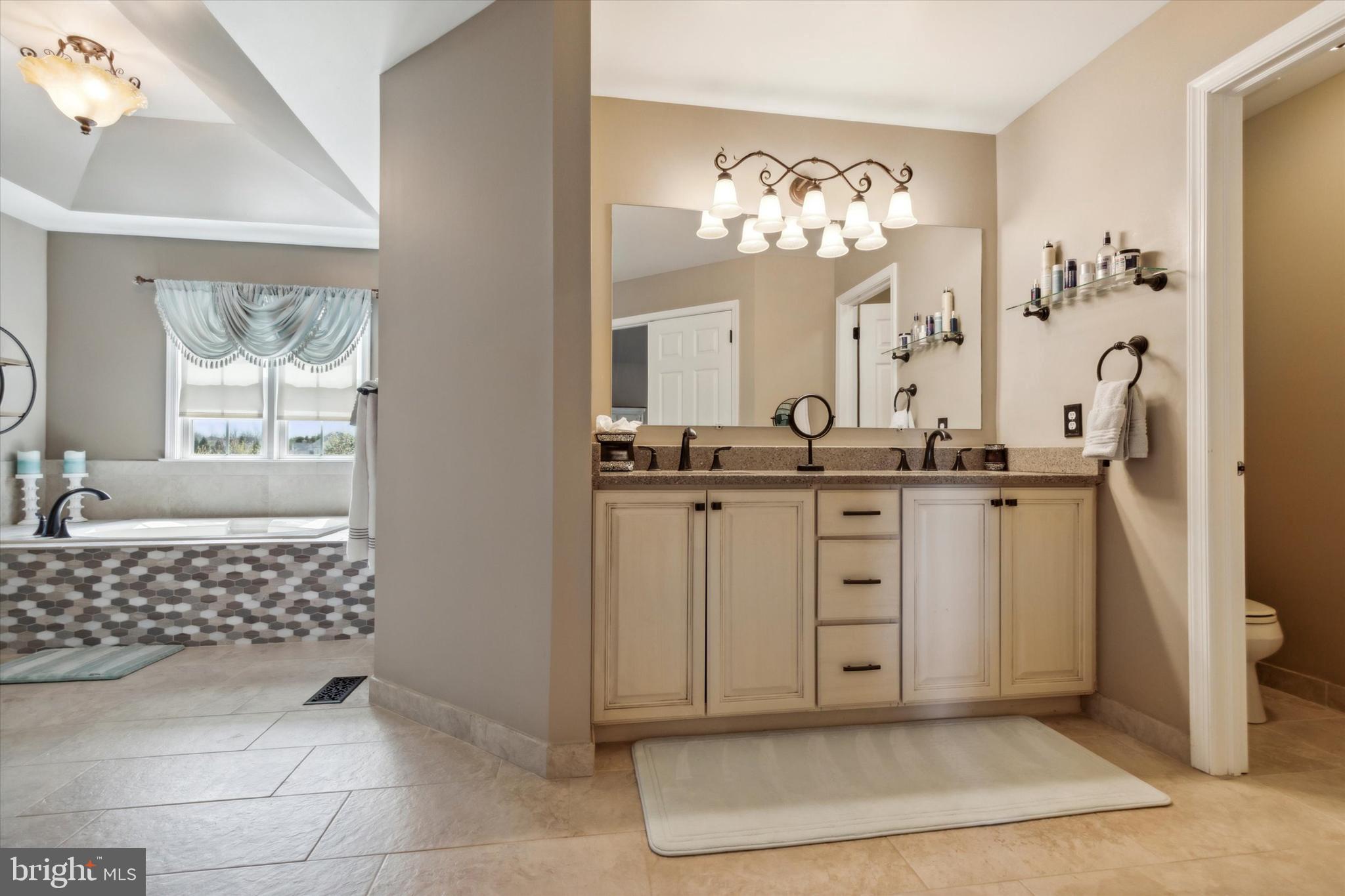 VALLEY GREEN - Residential