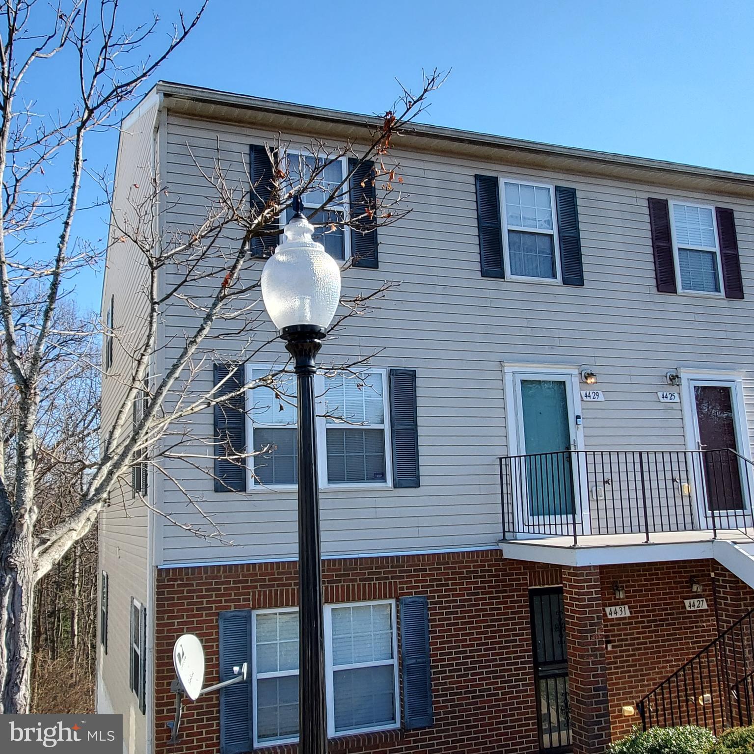 HAMLET WOODS II - Residential Lease