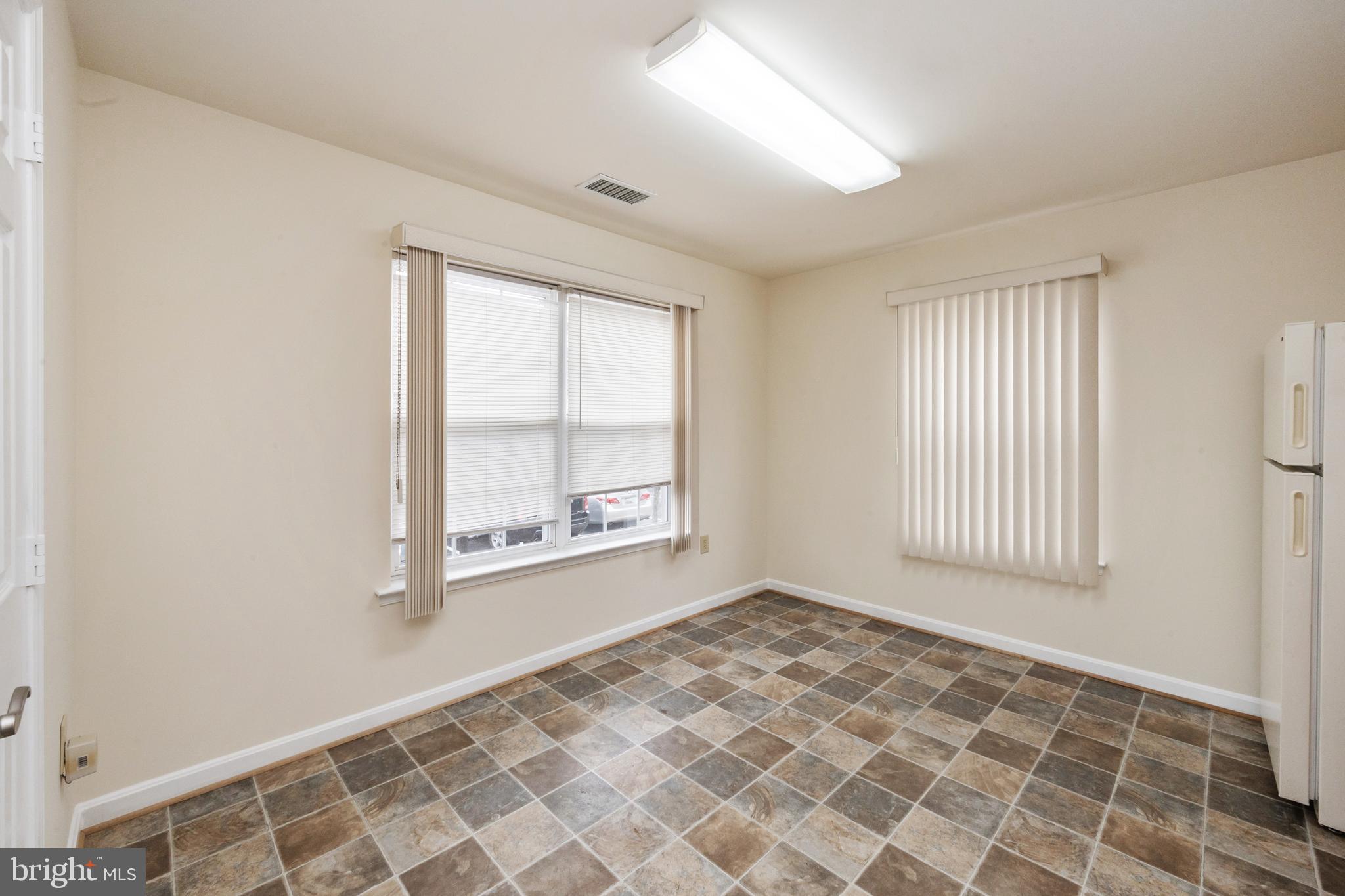 HAMLET WOODS II - Residential Lease