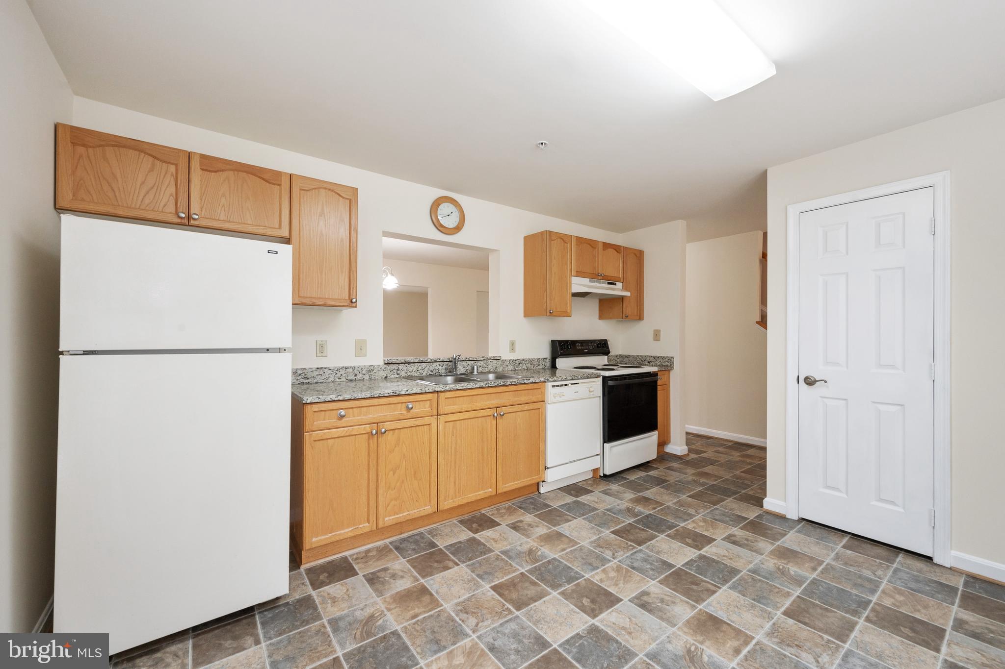 HAMLET WOODS II - Residential Lease