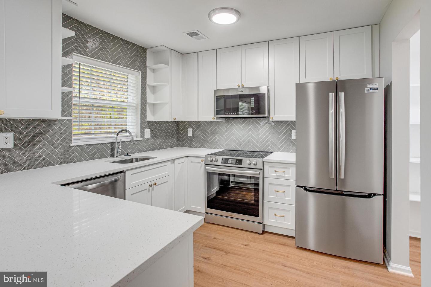 RIPPON LANDING - Residential