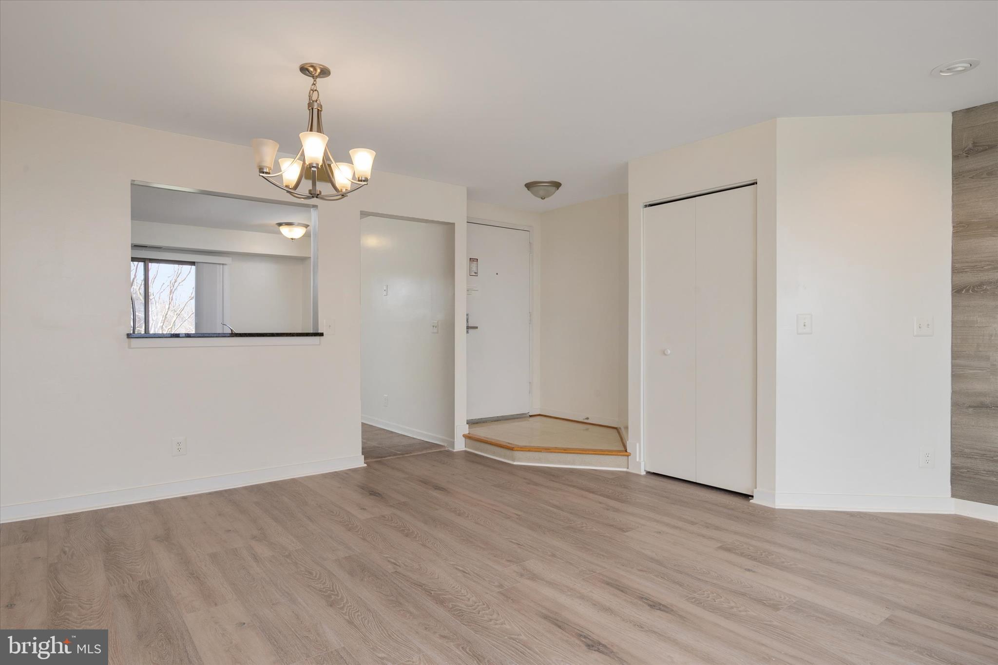 2129 BEACH VILLAGE COURT 101