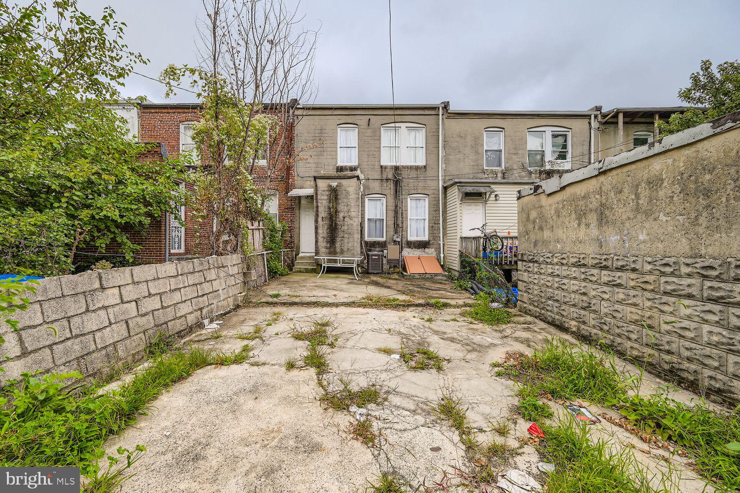 COLDSTREAM HOMESTEAD MONTEBELLO HISTORIC DISTRICT - Residential