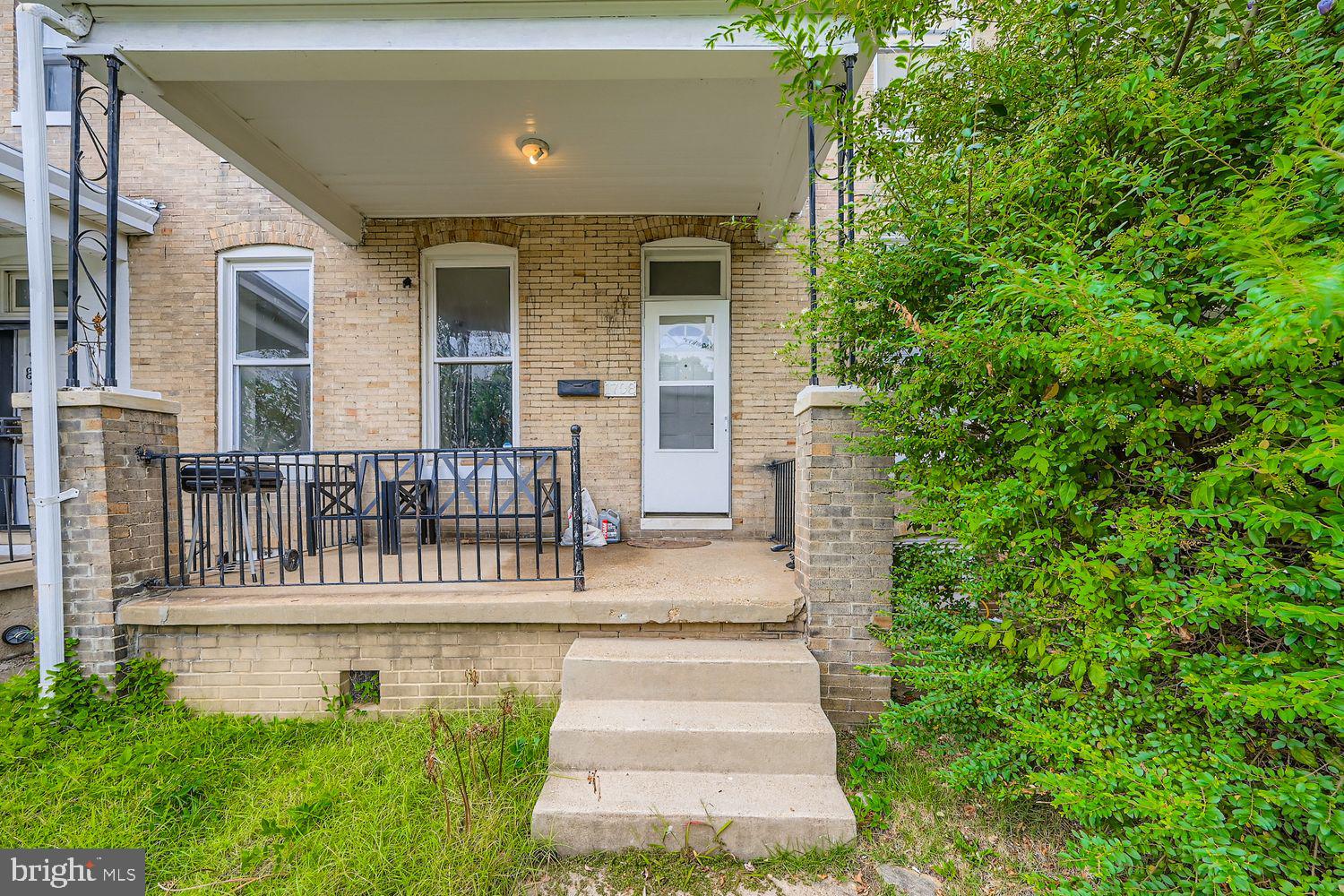 COLDSTREAM HOMESTEAD MONTEBELLO HISTORIC DISTRICT - Residential