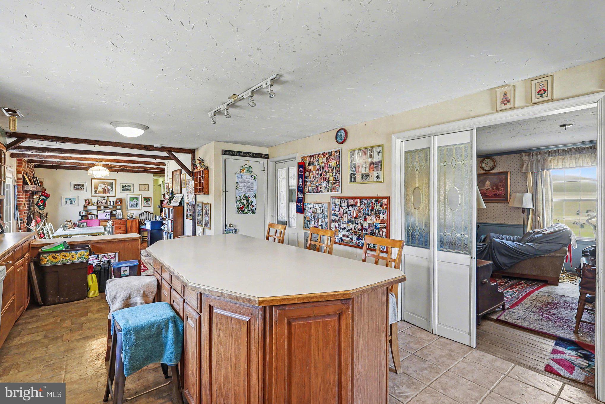 MOUNTVILLE - Residential