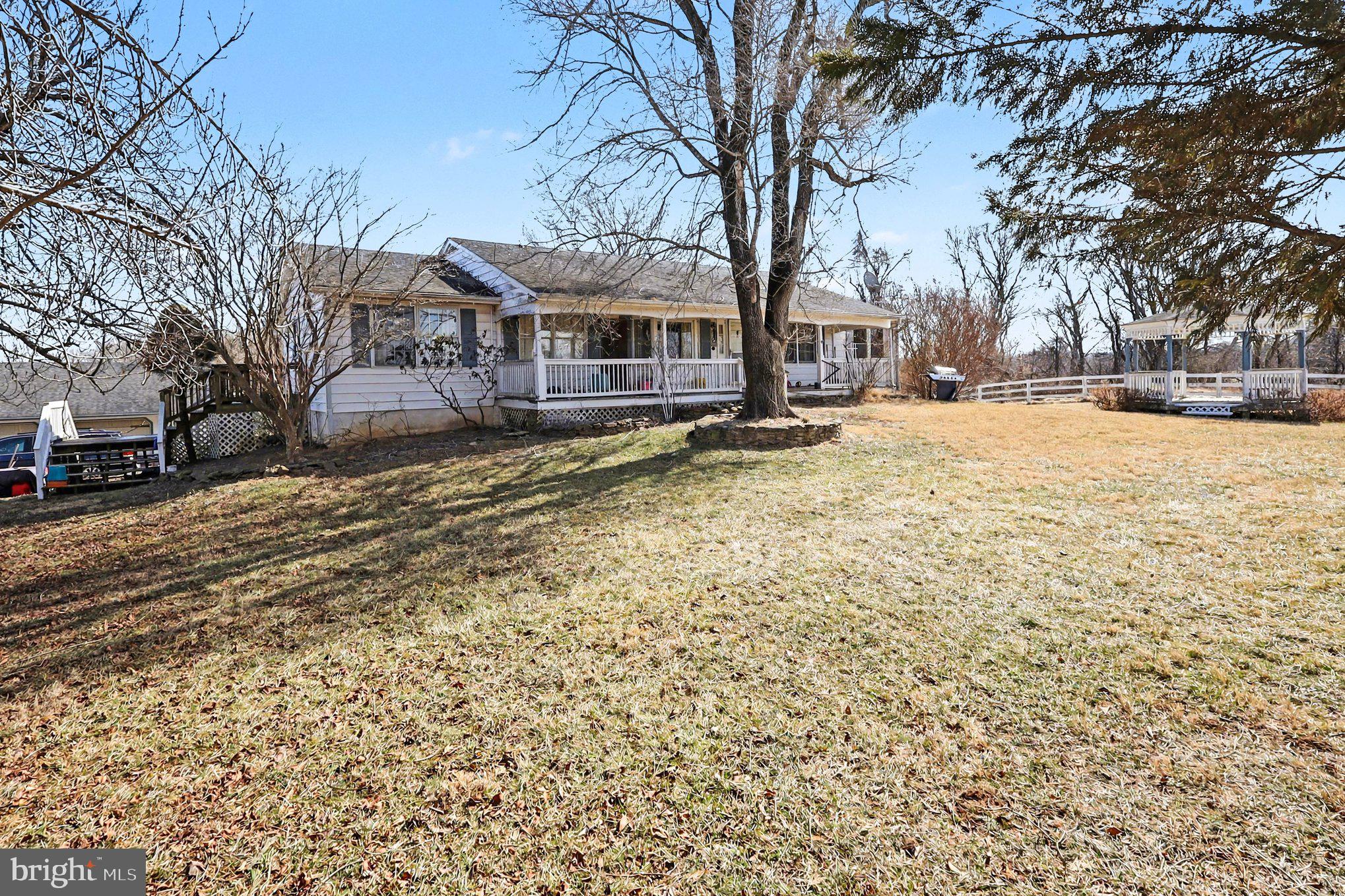 MOUNTVILLE - Residential