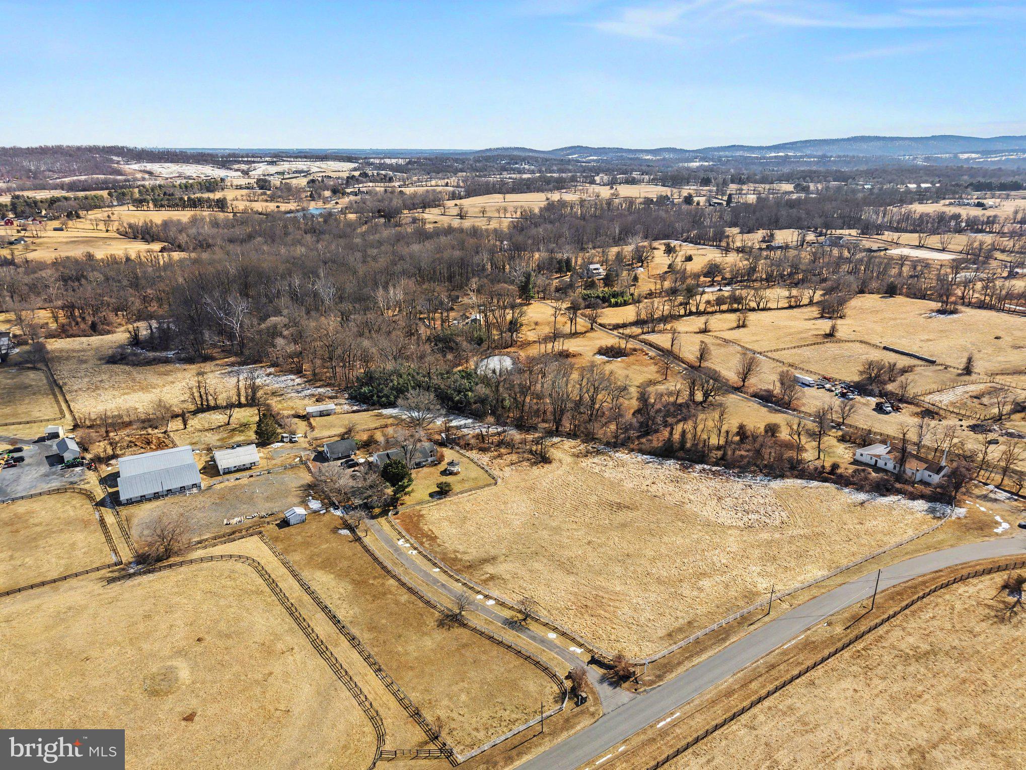 MOUNTVILLE - Residential