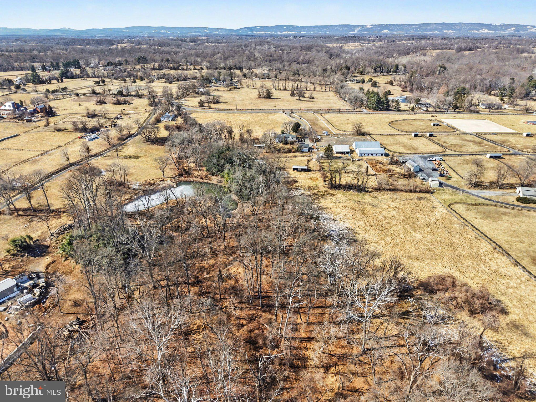 MOUNTVILLE - Residential