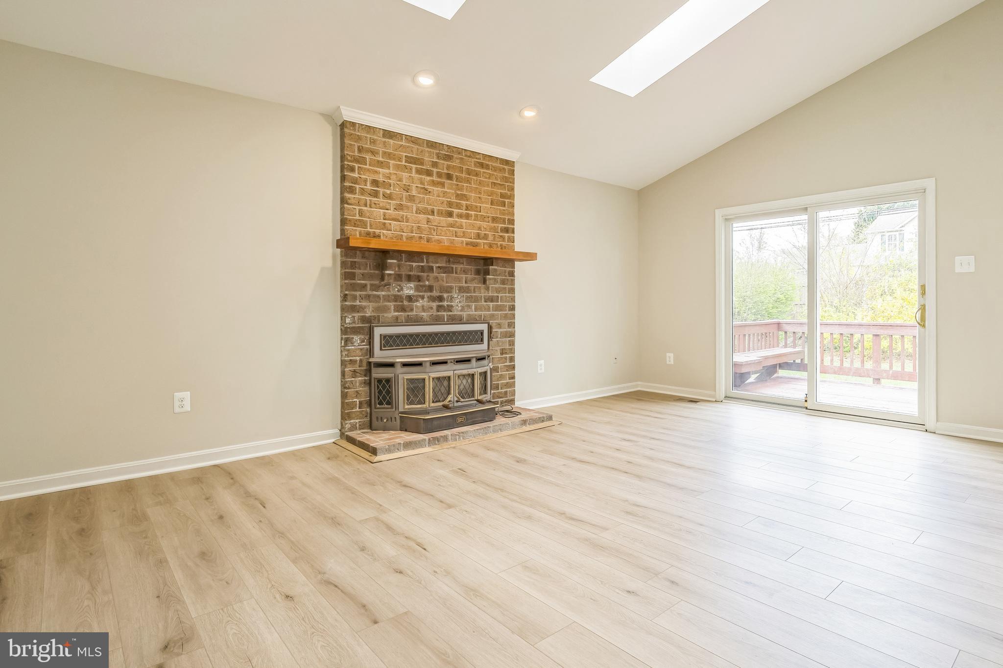 VALEWOOD ESTATES - Residential