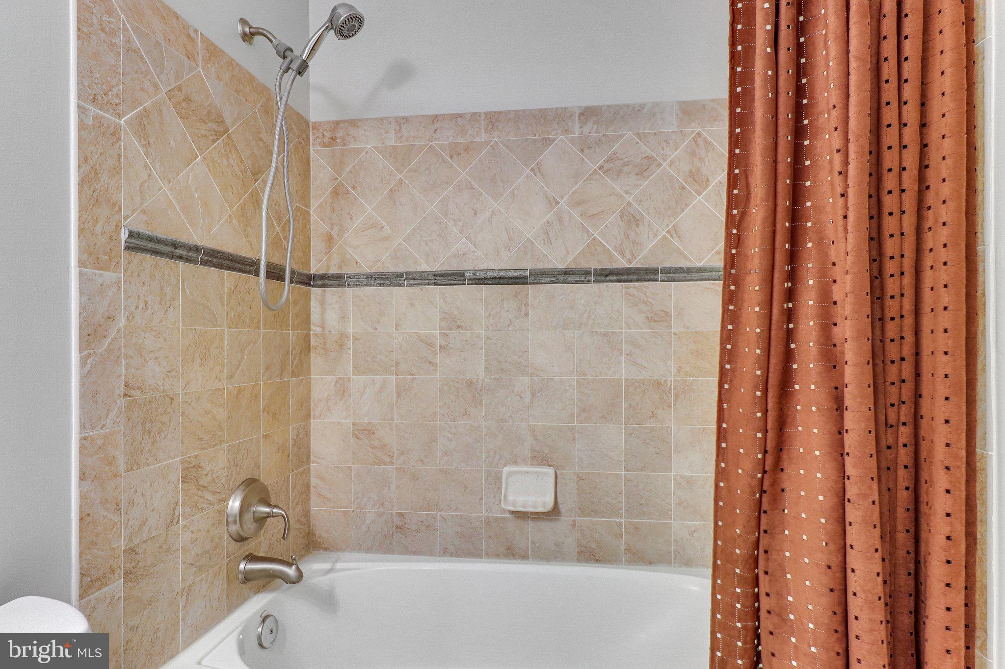 BROAD RUN FARMS - Residential