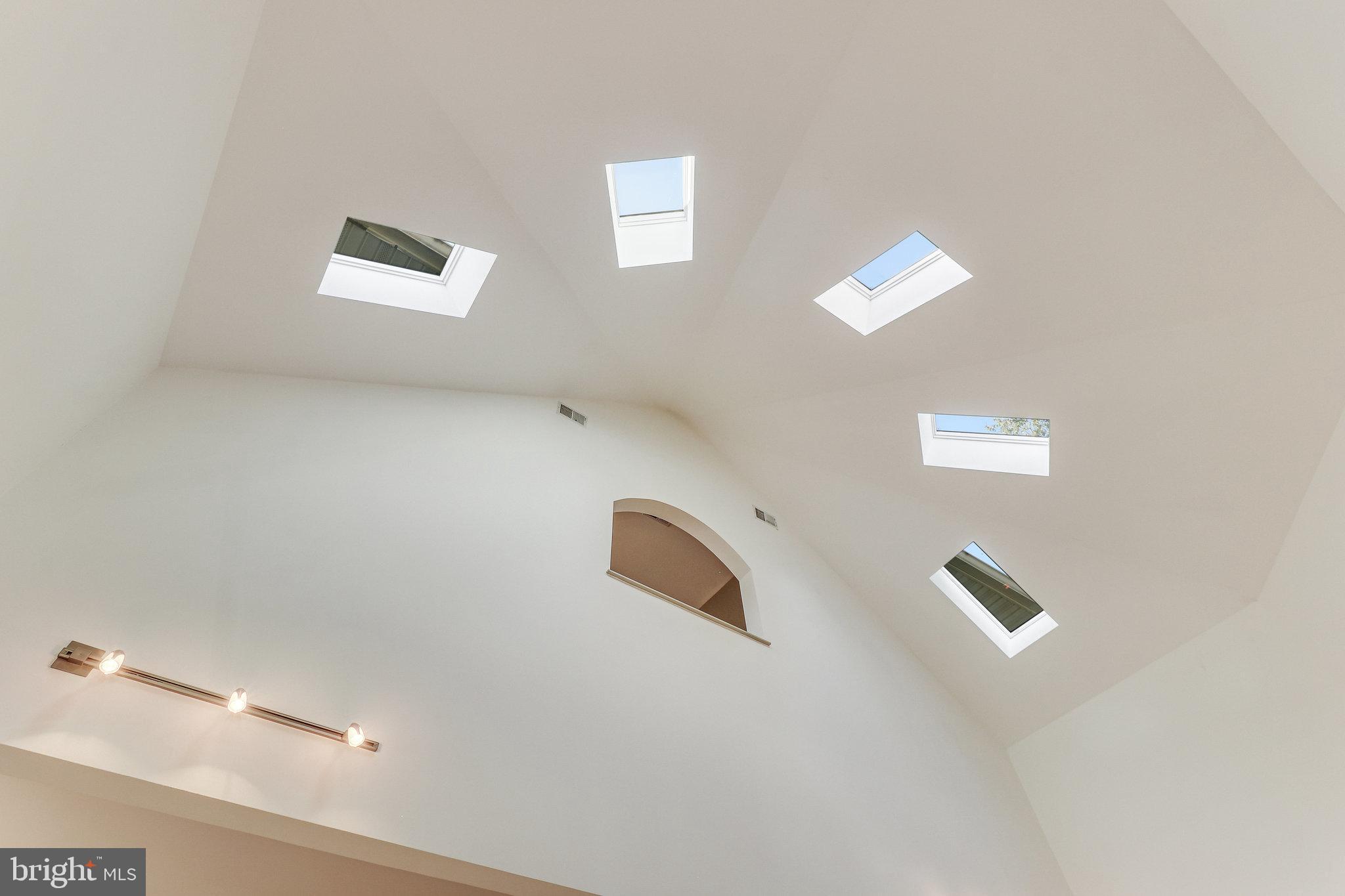 BROAD RUN FARMS - Residential