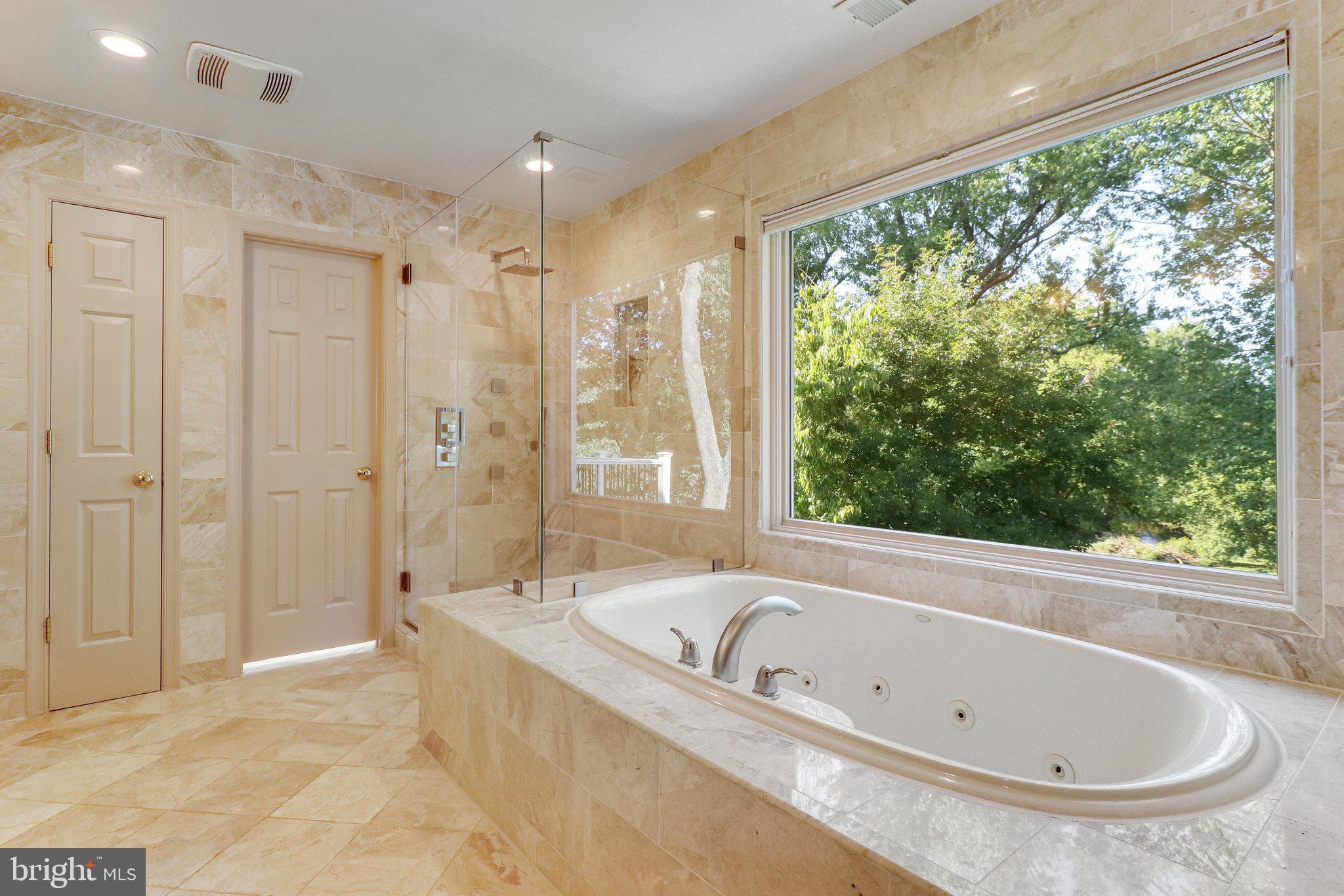 BROAD RUN FARMS - Residential