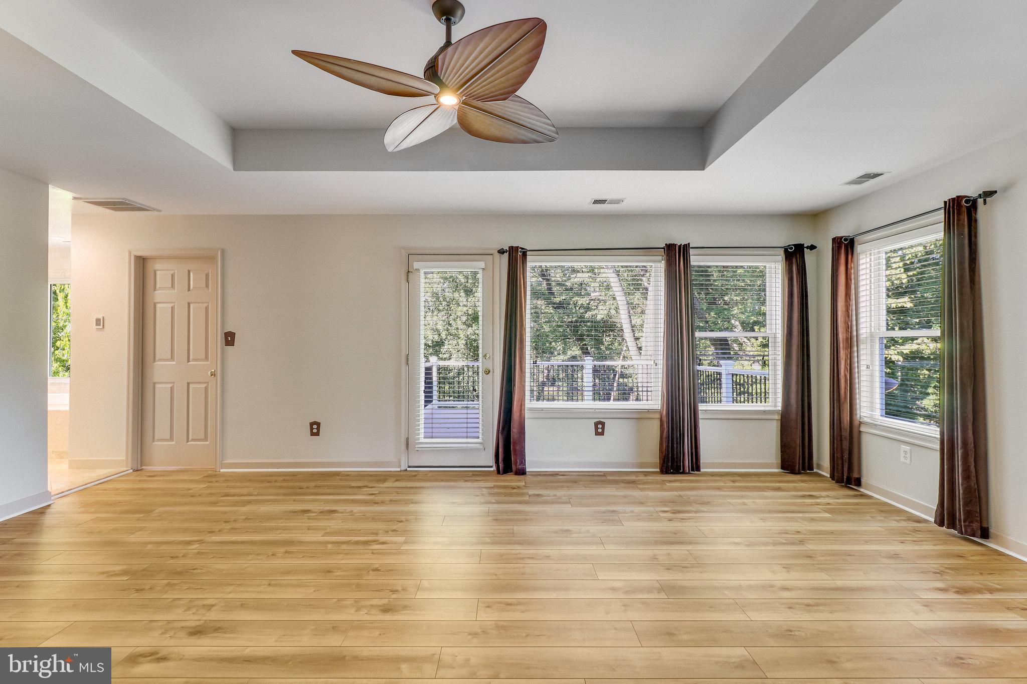 BROAD RUN FARMS - Residential