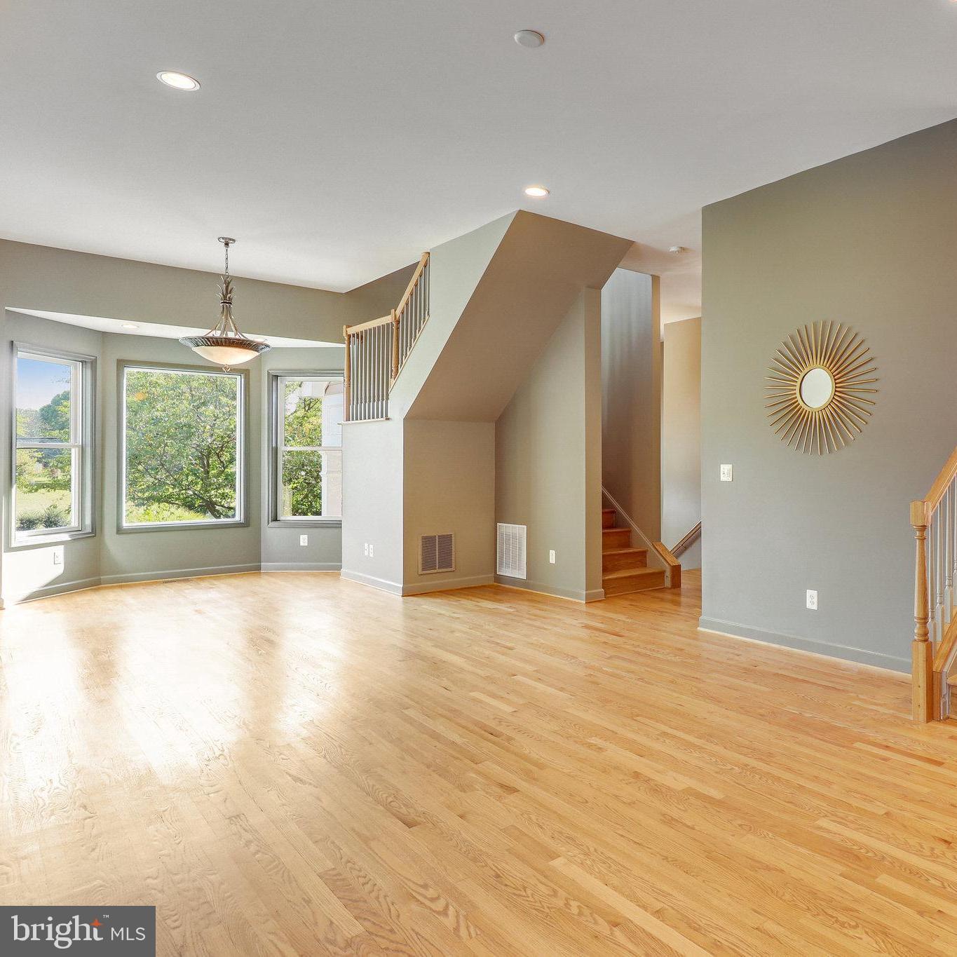 BROAD RUN FARMS - Residential