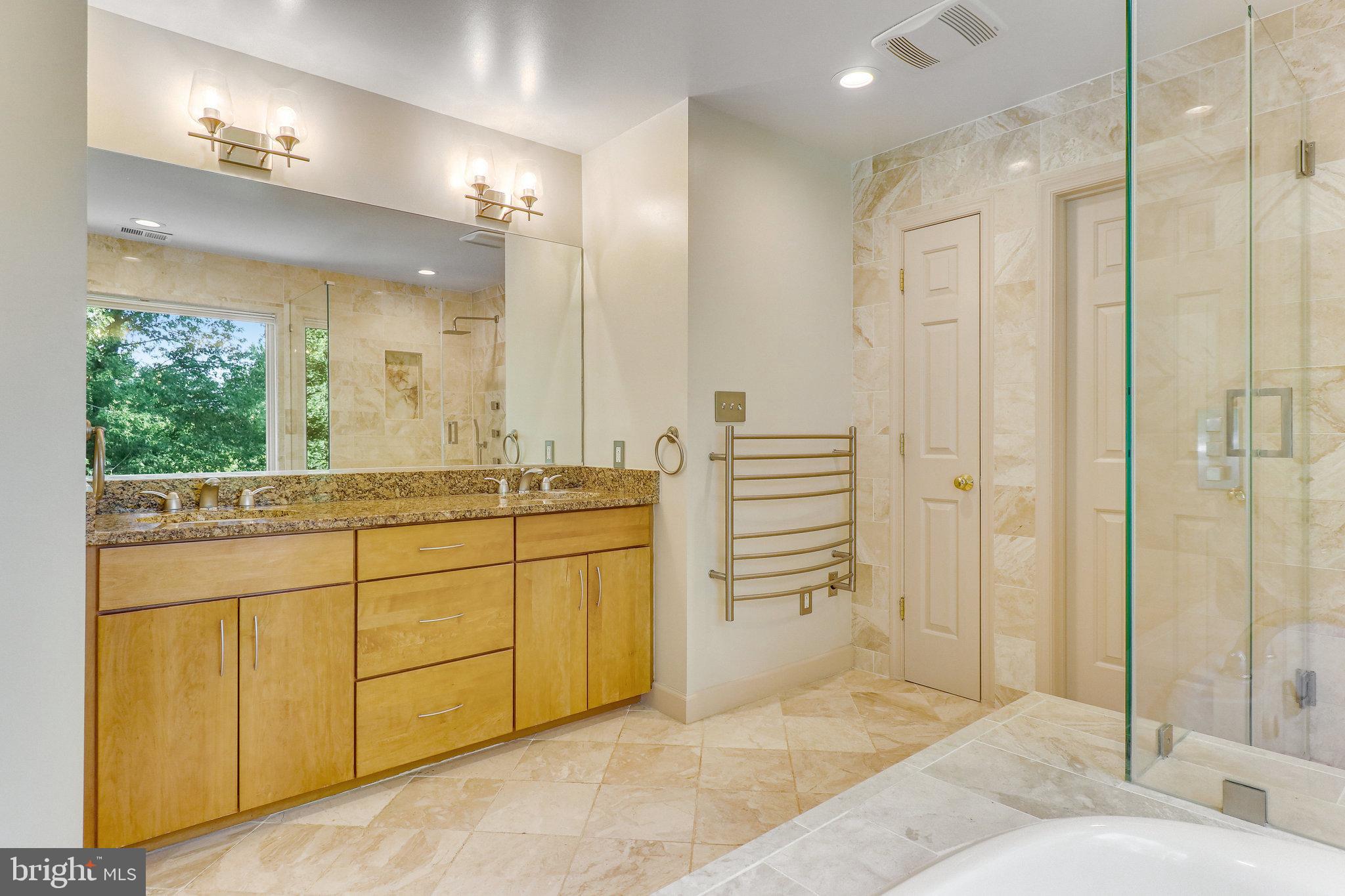 BROAD RUN FARMS - Residential